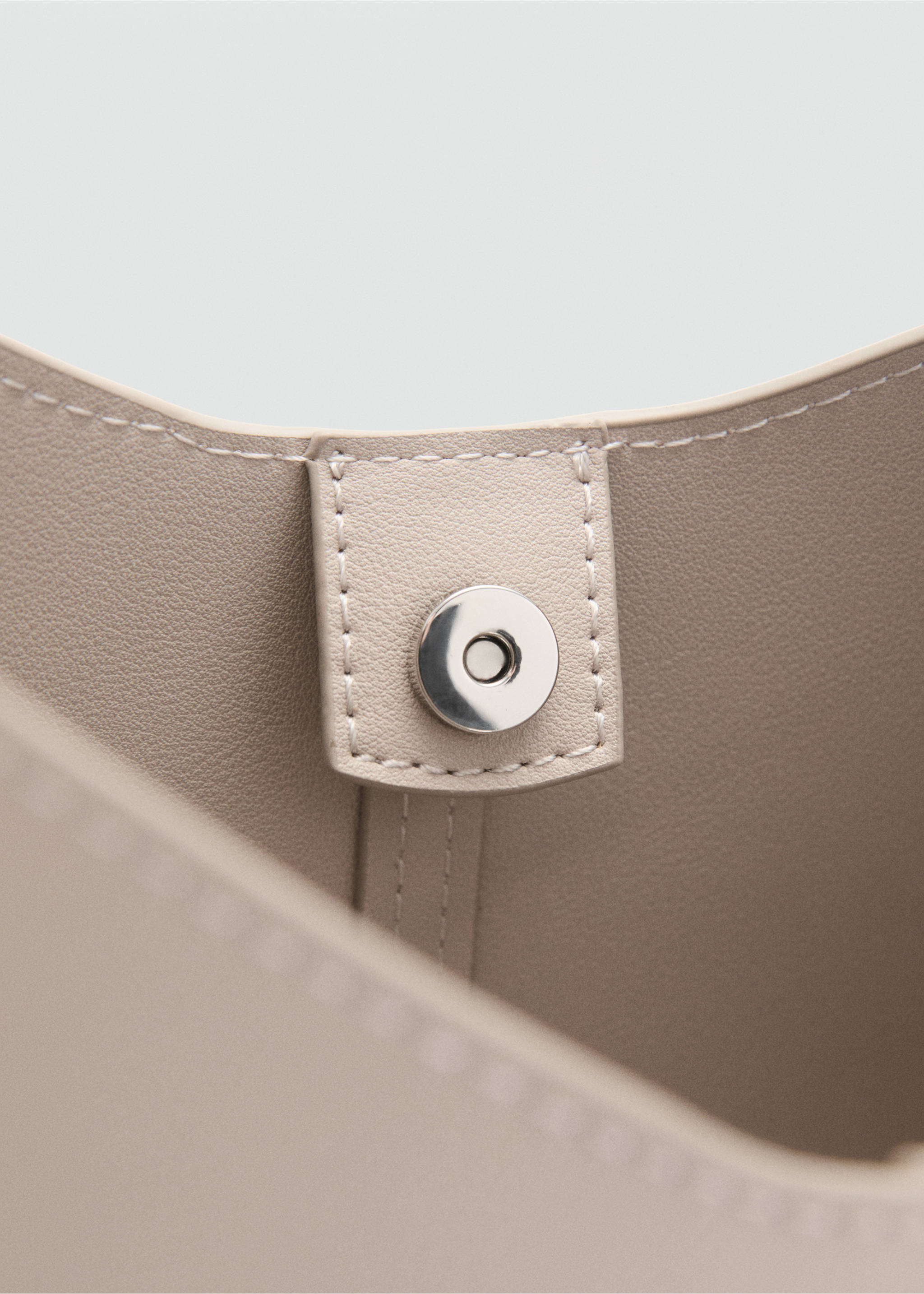 Shopper bag with metallic detail - Details of the article 4, Light/Pastel Grey. Ref: 87032542-00.