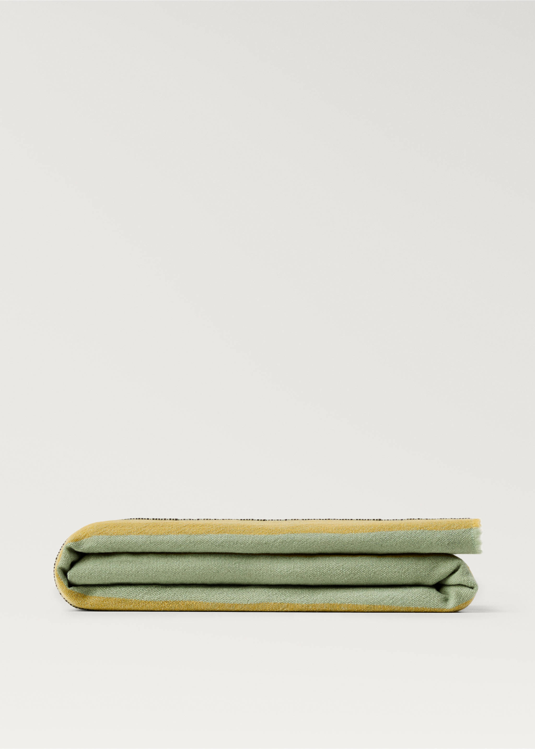 100% wool blanket with contrasting stripes - Article without model, Lime. Ref: 87032895-00.
