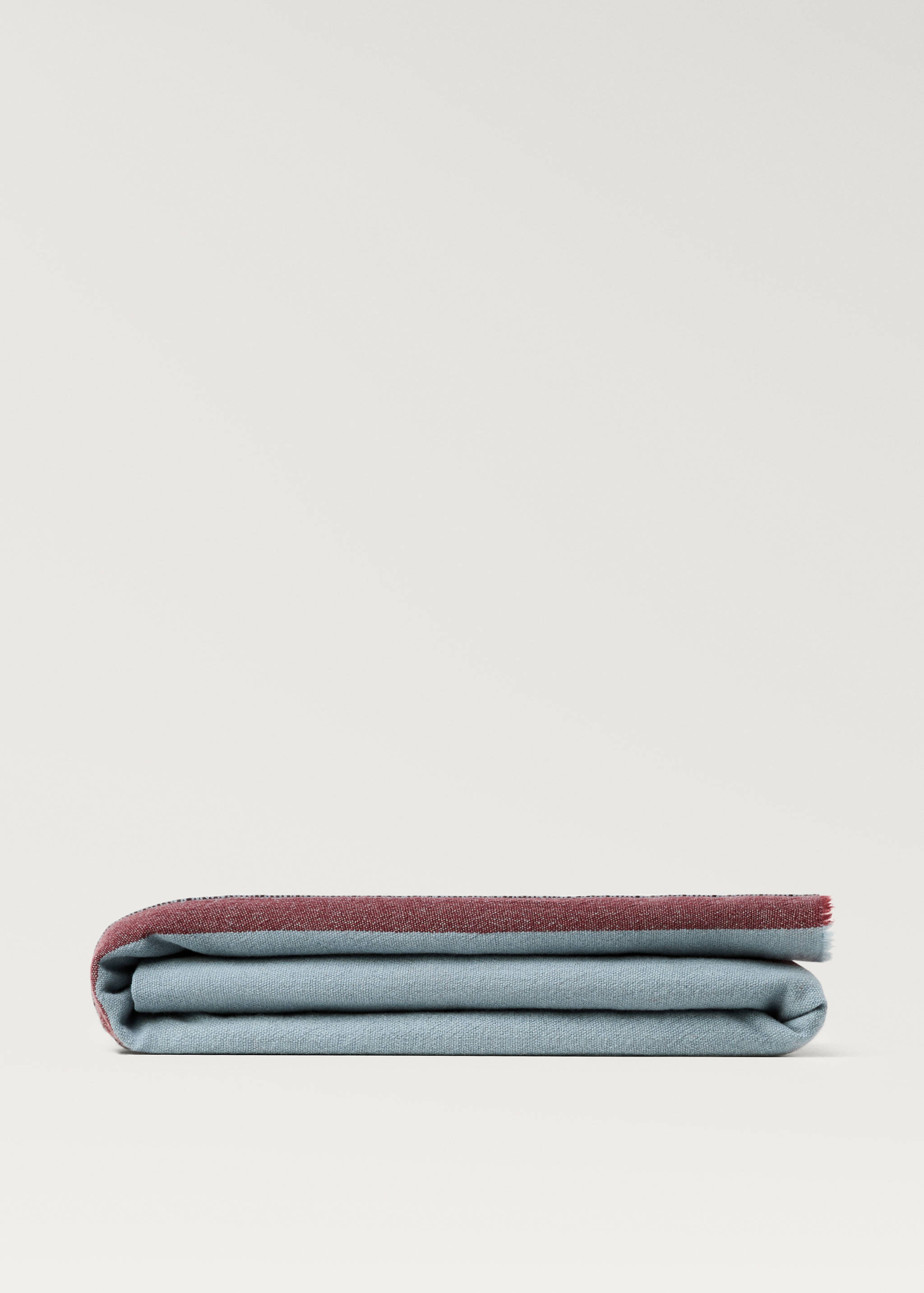 100% wool blanket with contrasting stripes - Article without model
