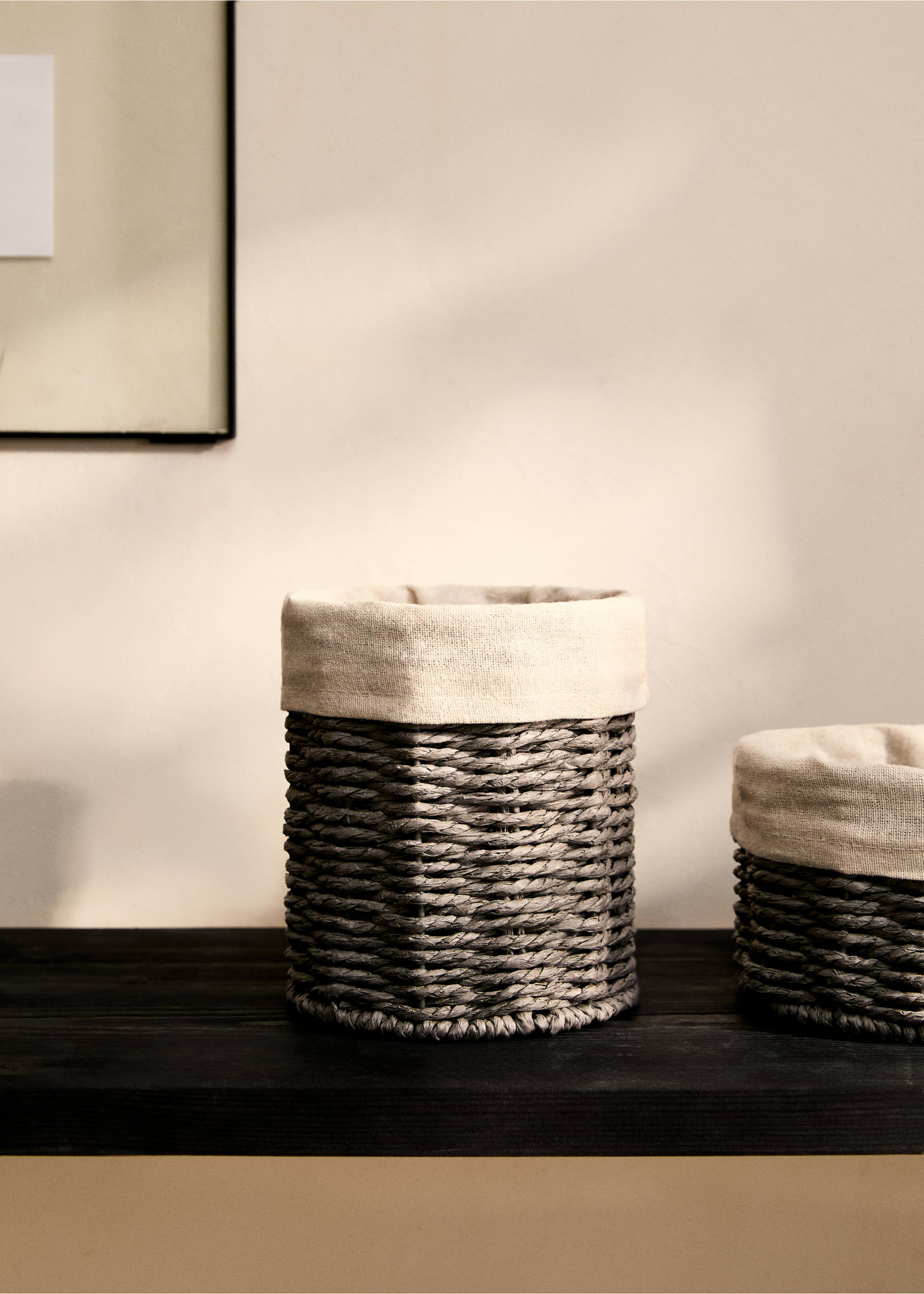 Grey woven rope baskets with light beige fabric liners., Grey. Ref: 87032898-00.