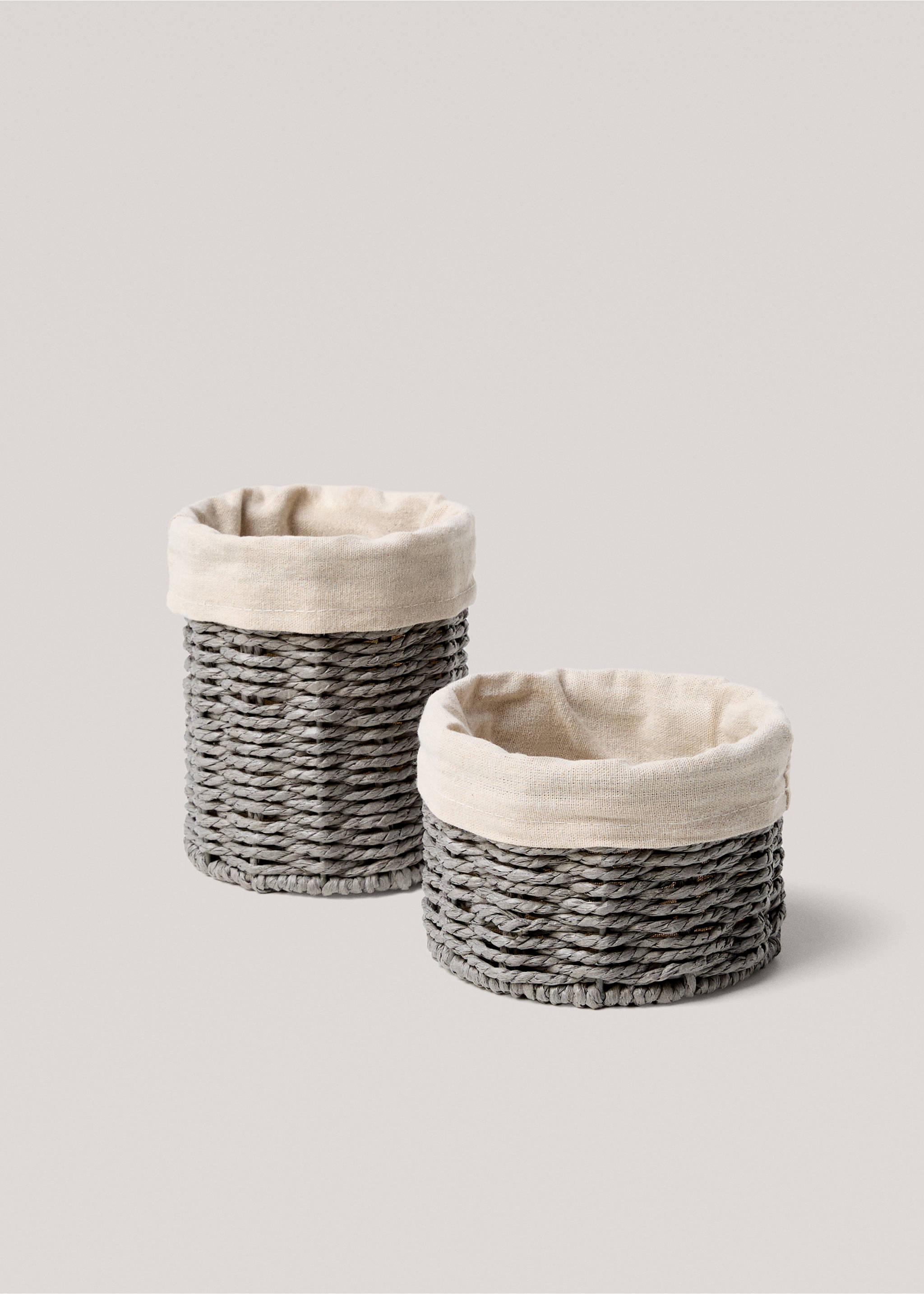 Two grey woven baskets with folded light beige fabric linings., Grey. Ref: 87032898-00.