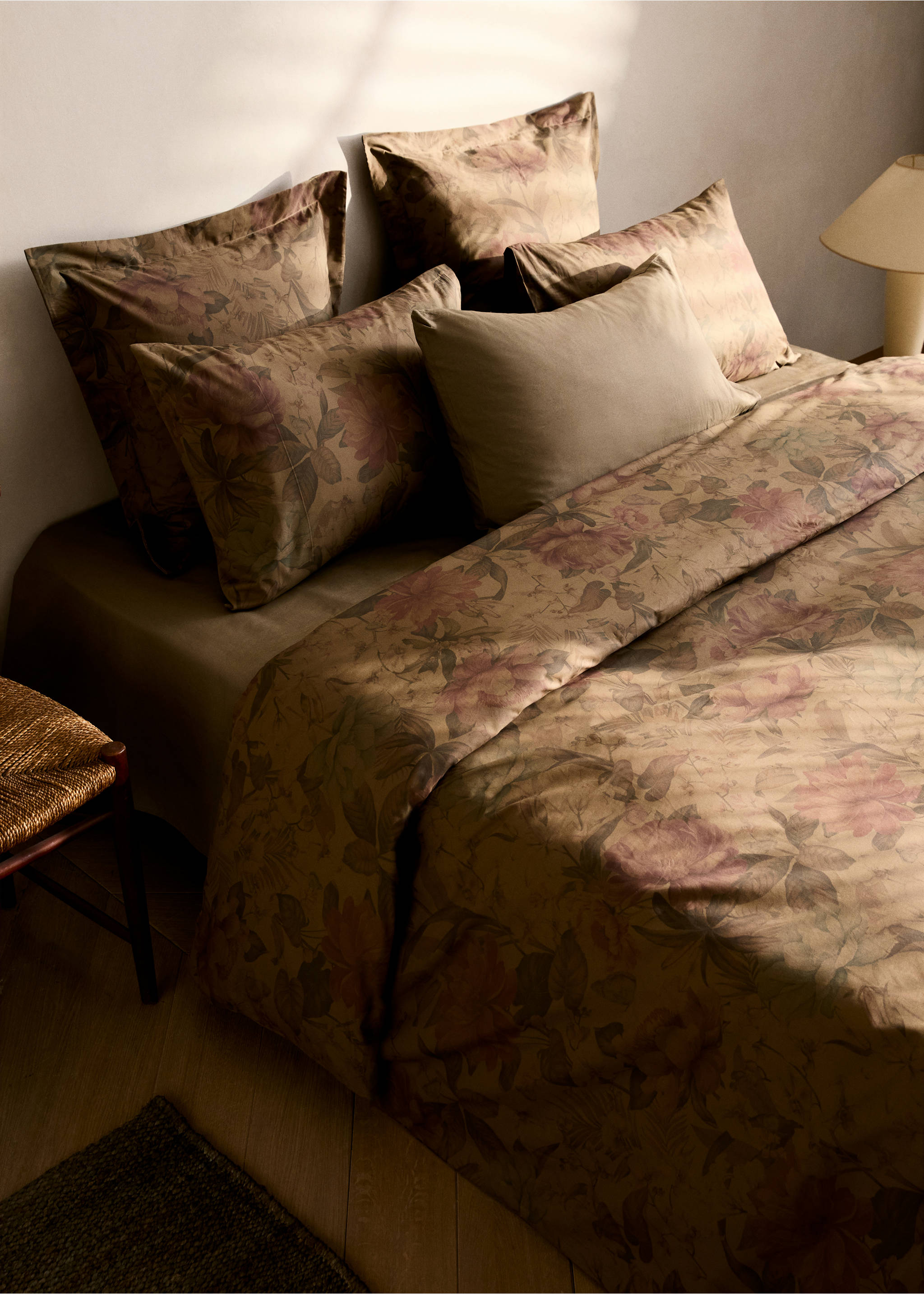 Percale cotton multi-coloured floral-print duvet cover Single bed - General plane, Khaki. Ref: 87032914-00.