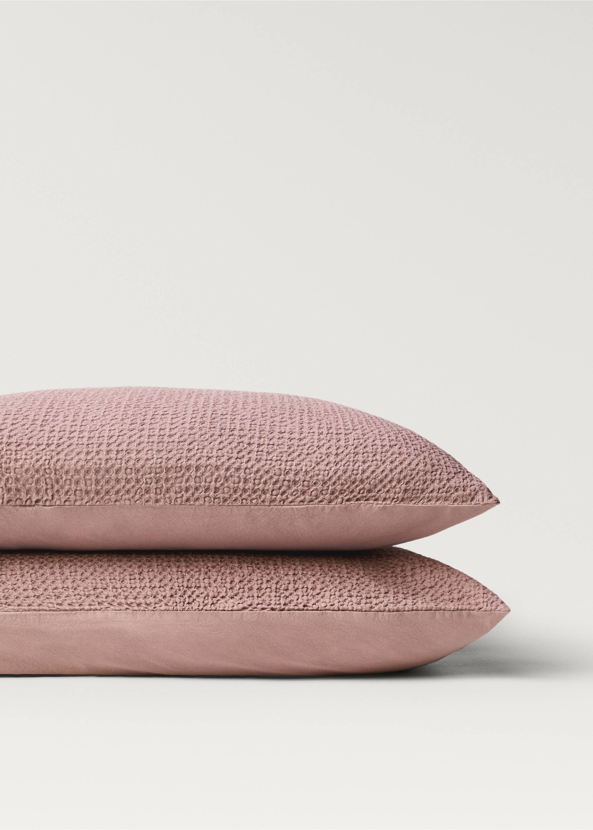 Deux taies d'oreiller en percale de coton gaufré 50x75 cm - Détail de l'article 1, Rose. Ref: 87032929-00.