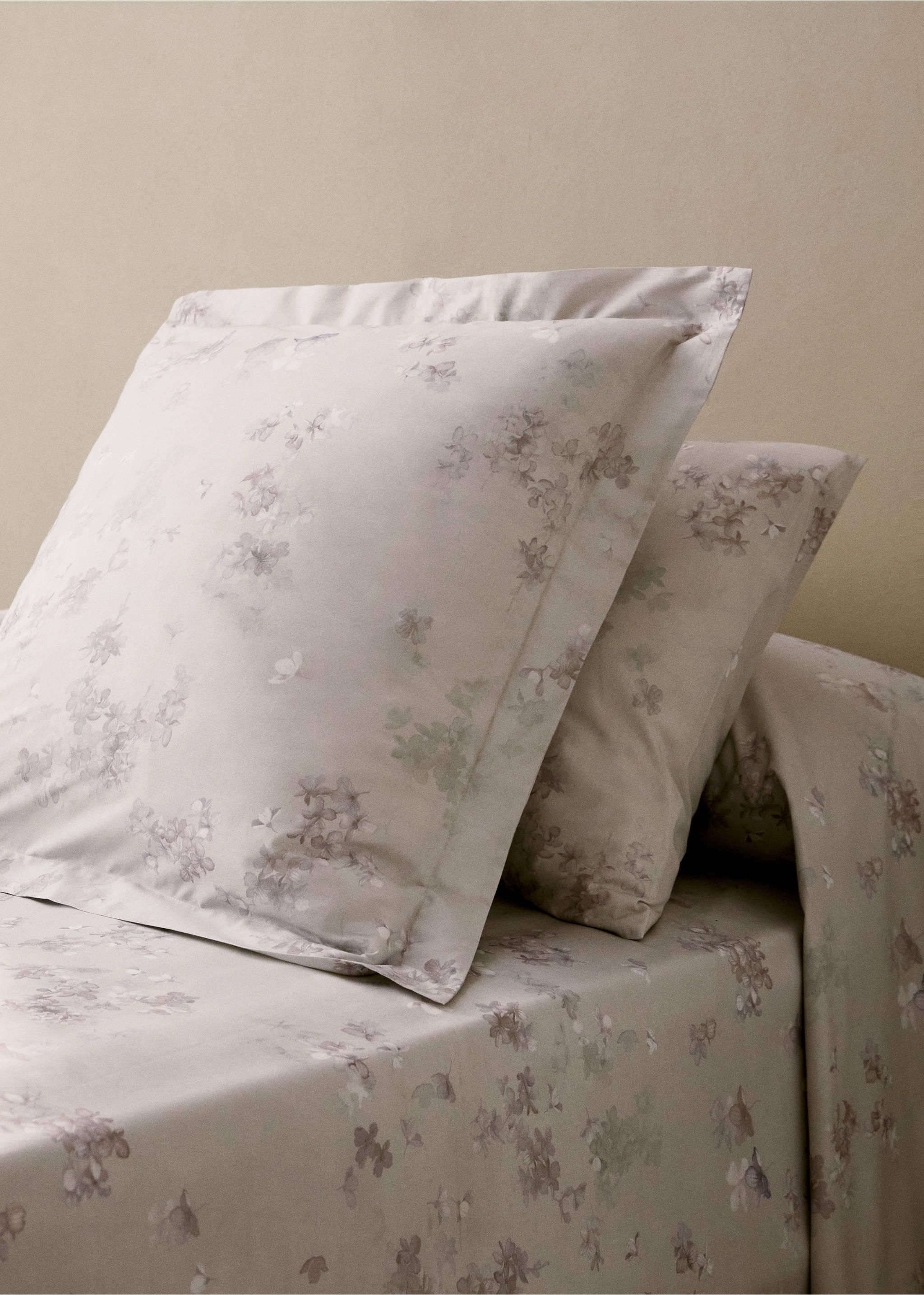 Două huse de pernă din bumbac percal cu imprimeu floare romantică 50x75 cm - Plan general, Verde-pădure. Ref: 87032935-00.