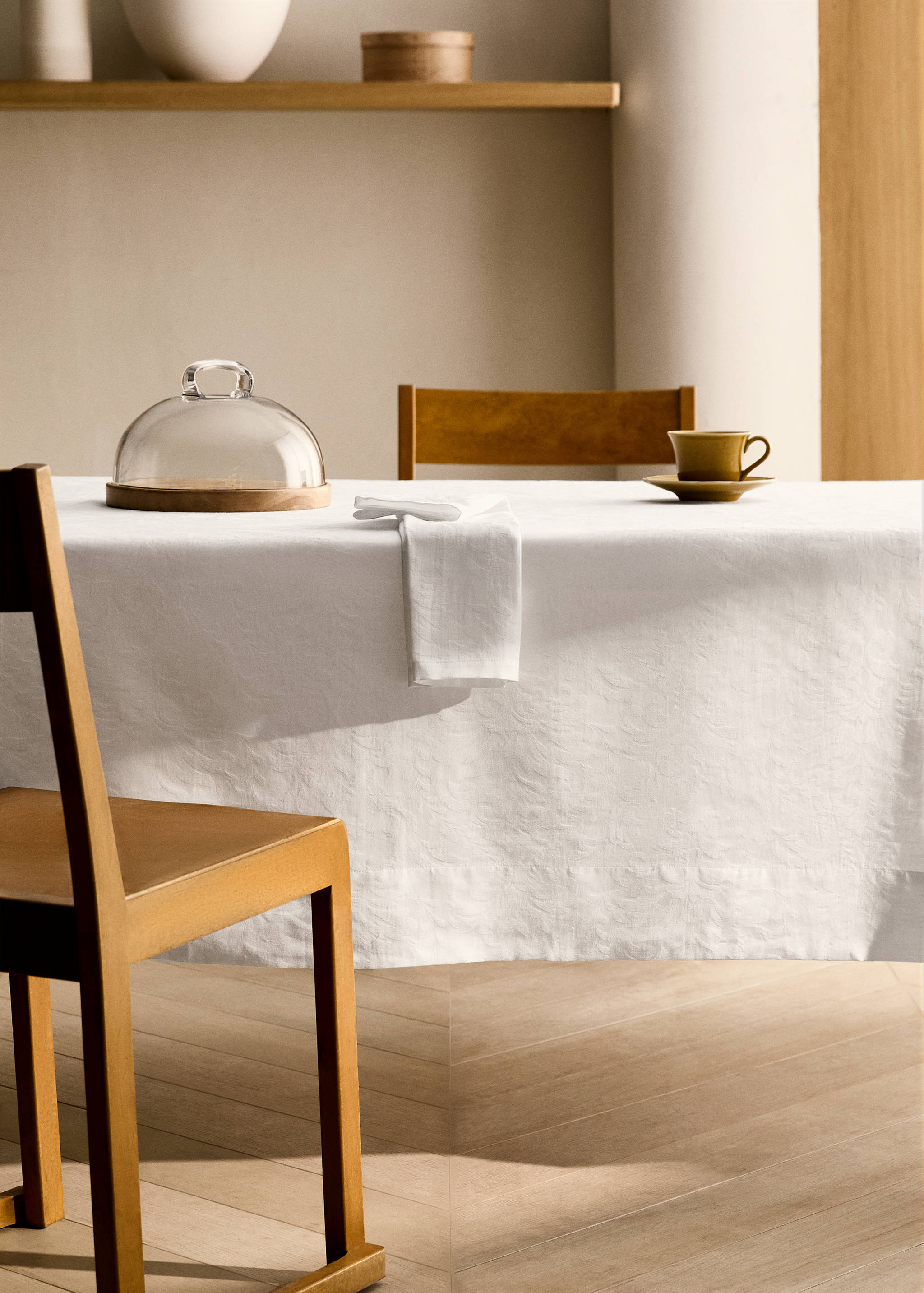 Runde Baumwolltischdecke mit floralem Jacquardmuster für 4 - 6 Gäste - Allgemeine Ansicht