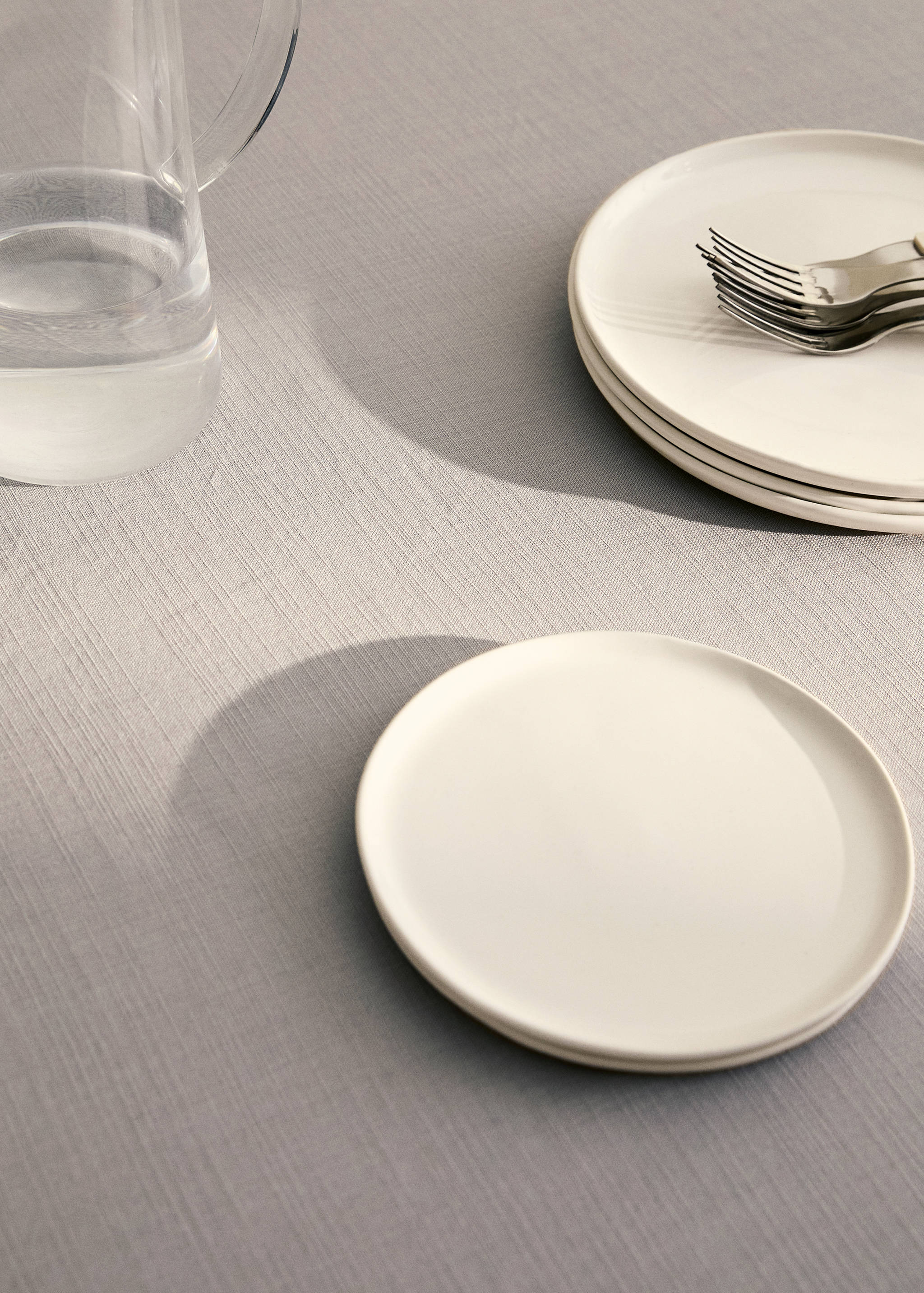 Cotton vanilla tablecloth for 2 to 4 diners - Details of the article 7