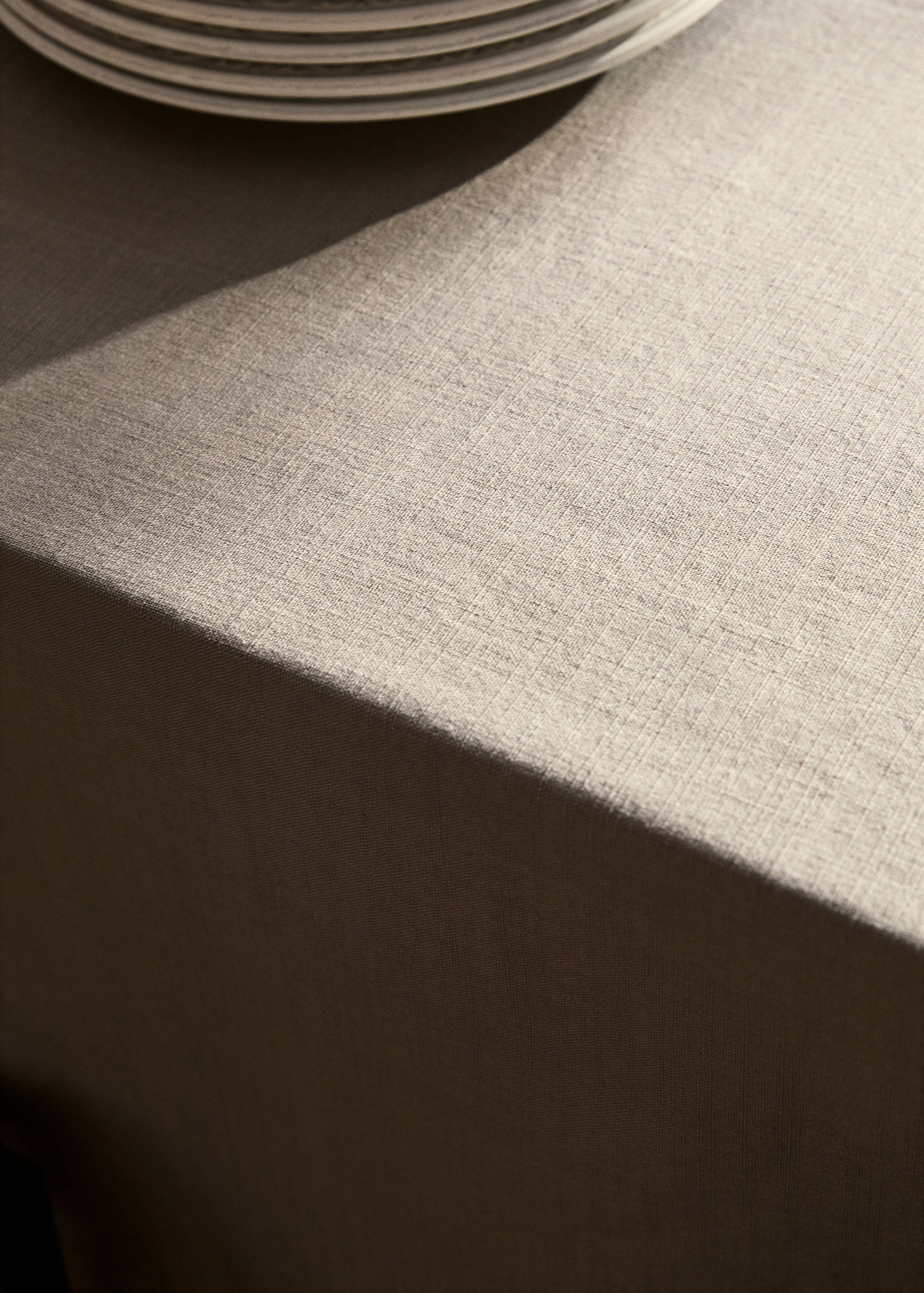 Cotton vanilla tablecloth for 2 to 4 diners - Details of the article 7