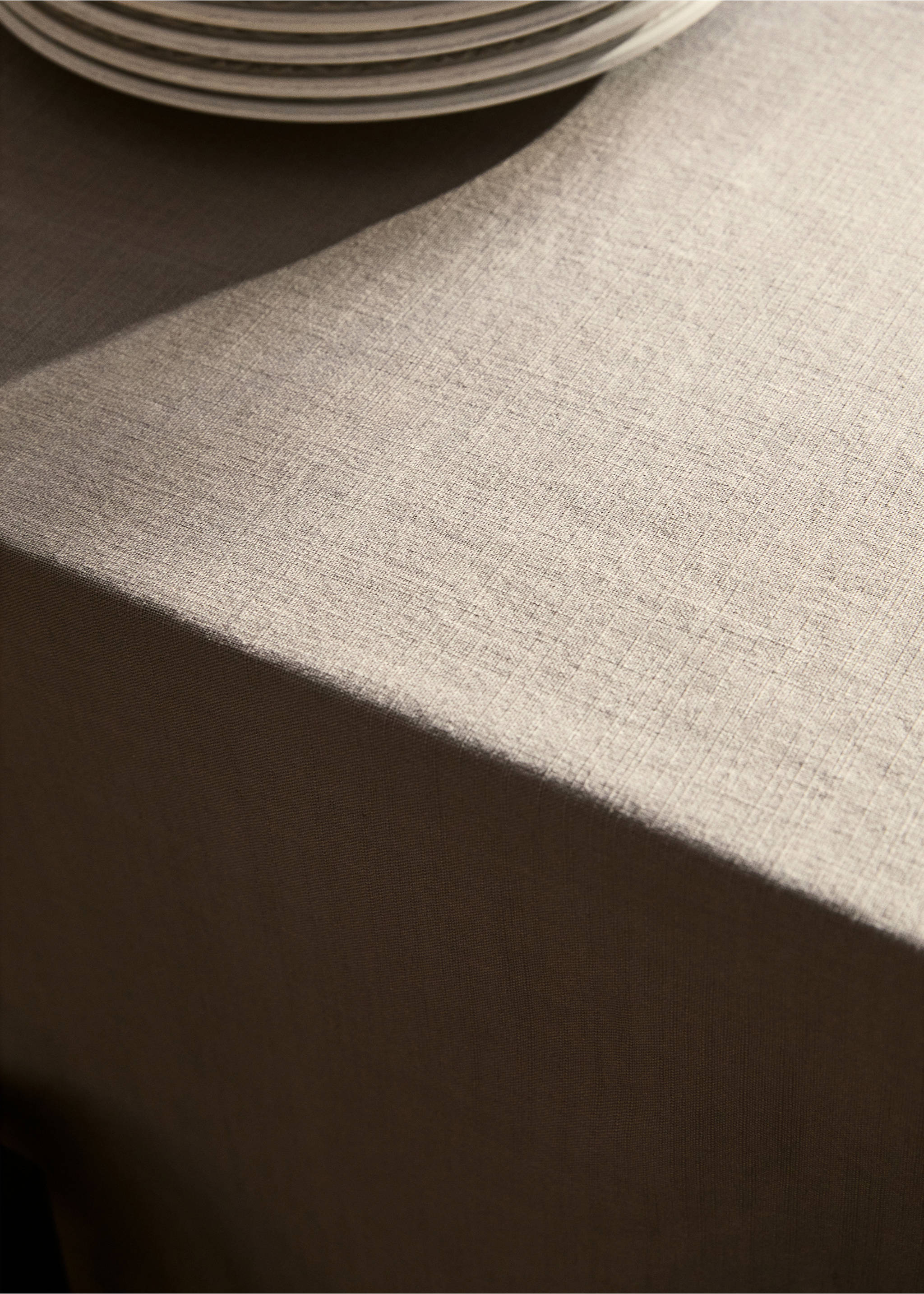 Cotton vanilla tablecloth for 8 to 10 diners - Details of the article 7, Medium Grey. Ref: 87032966-00.