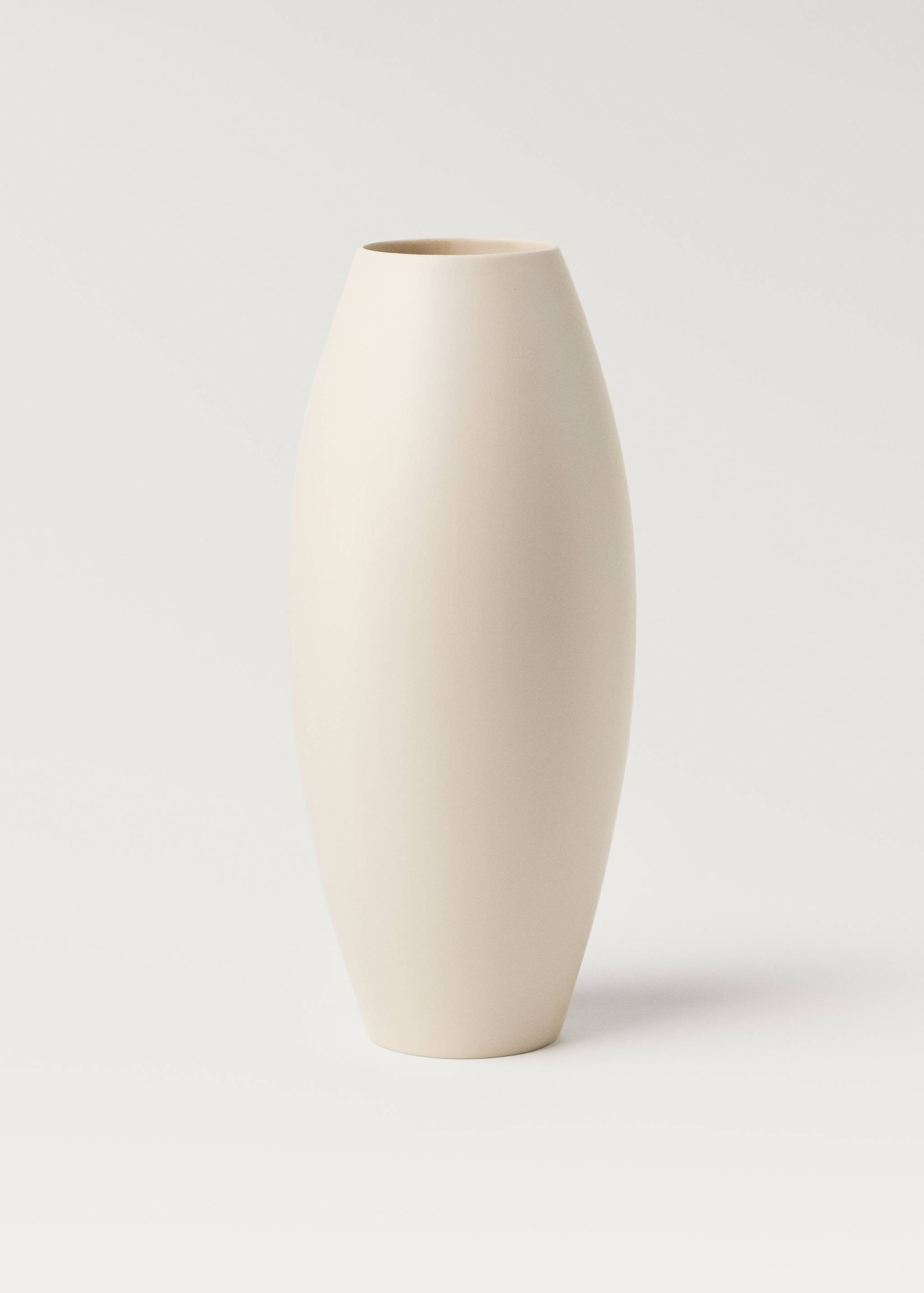 Medium oval earthenware vase - Article without model
