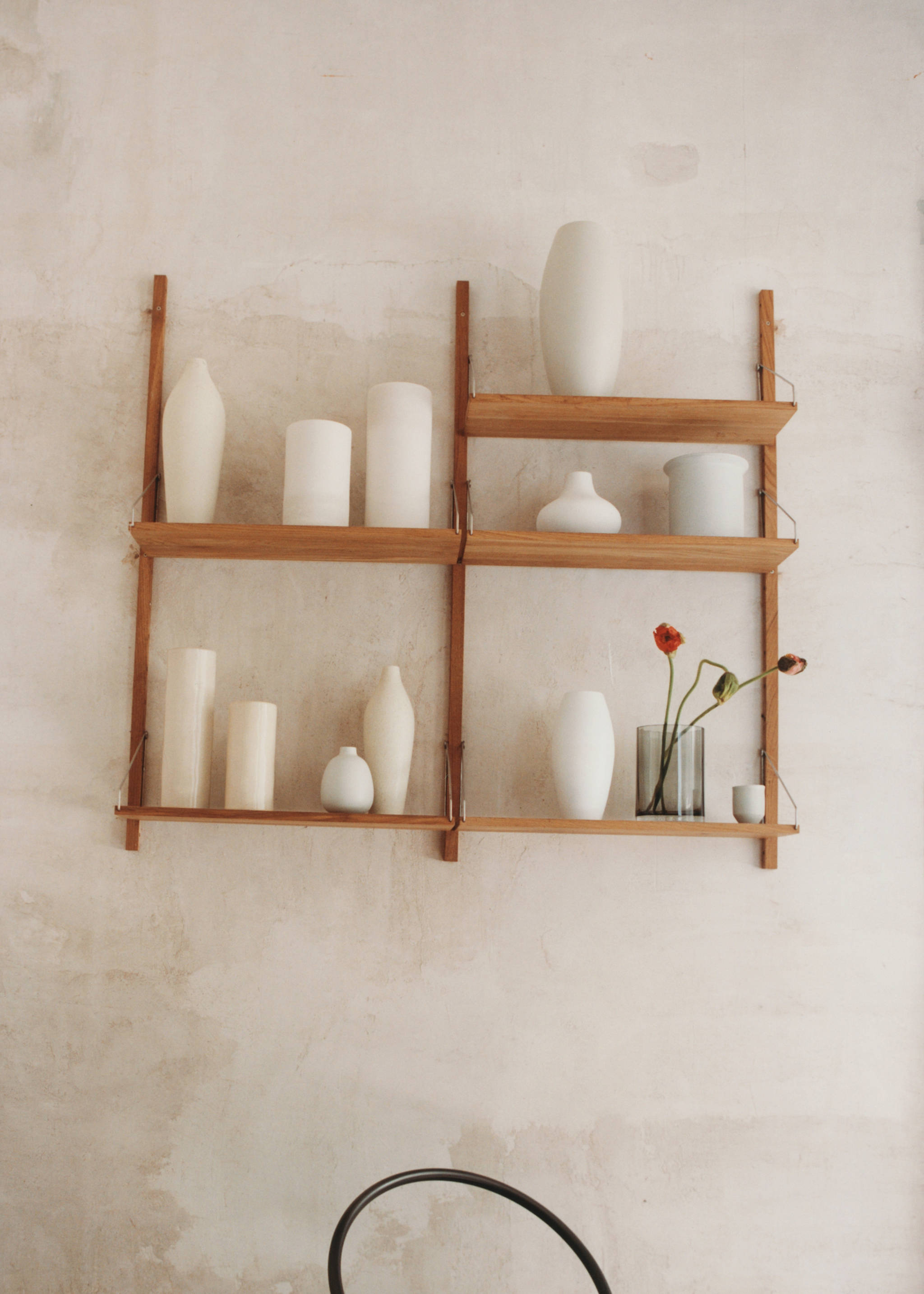 Small oval earthenware vase - Details of the article 6