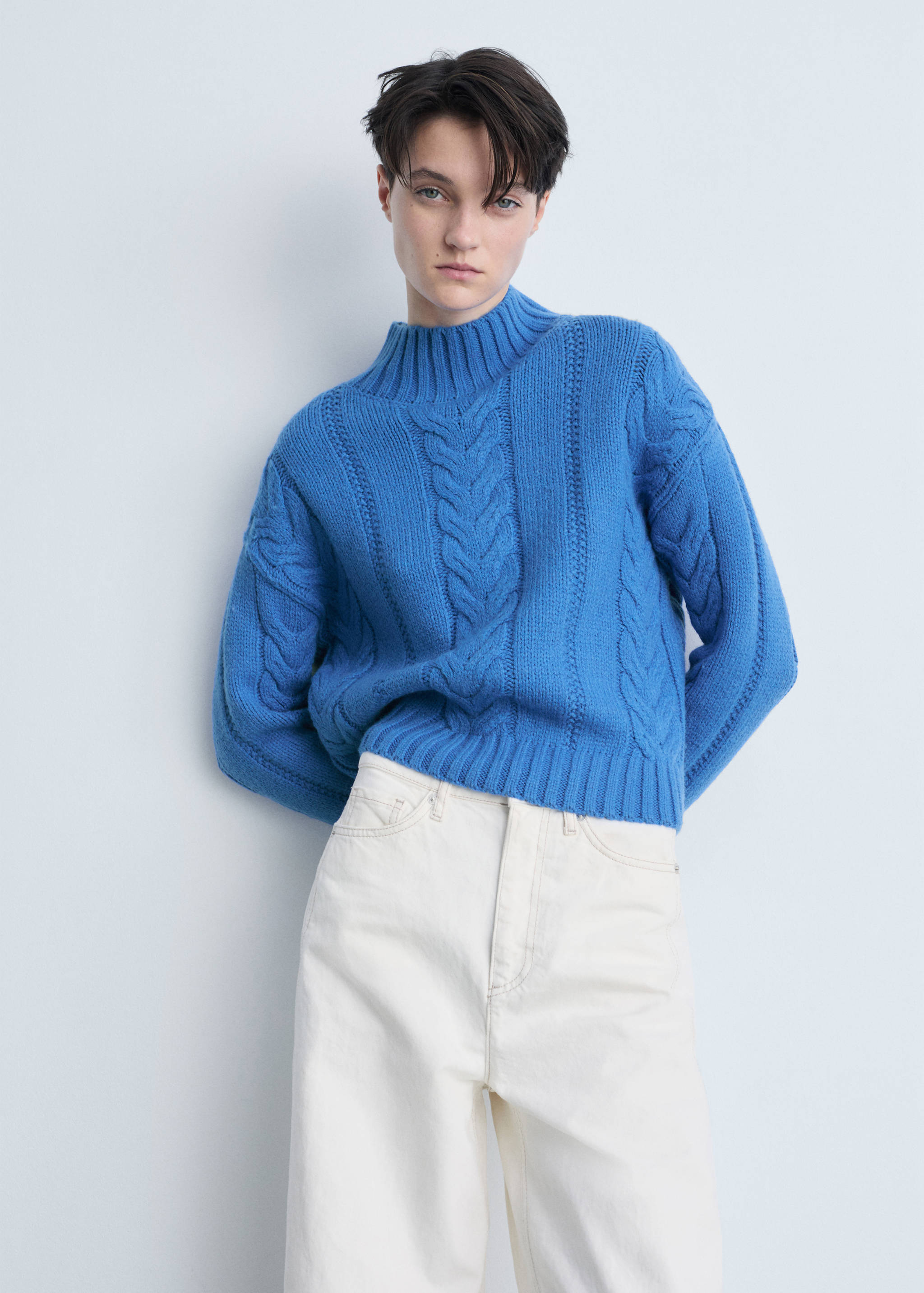 Braided sweater with perkins neck - Medium plane