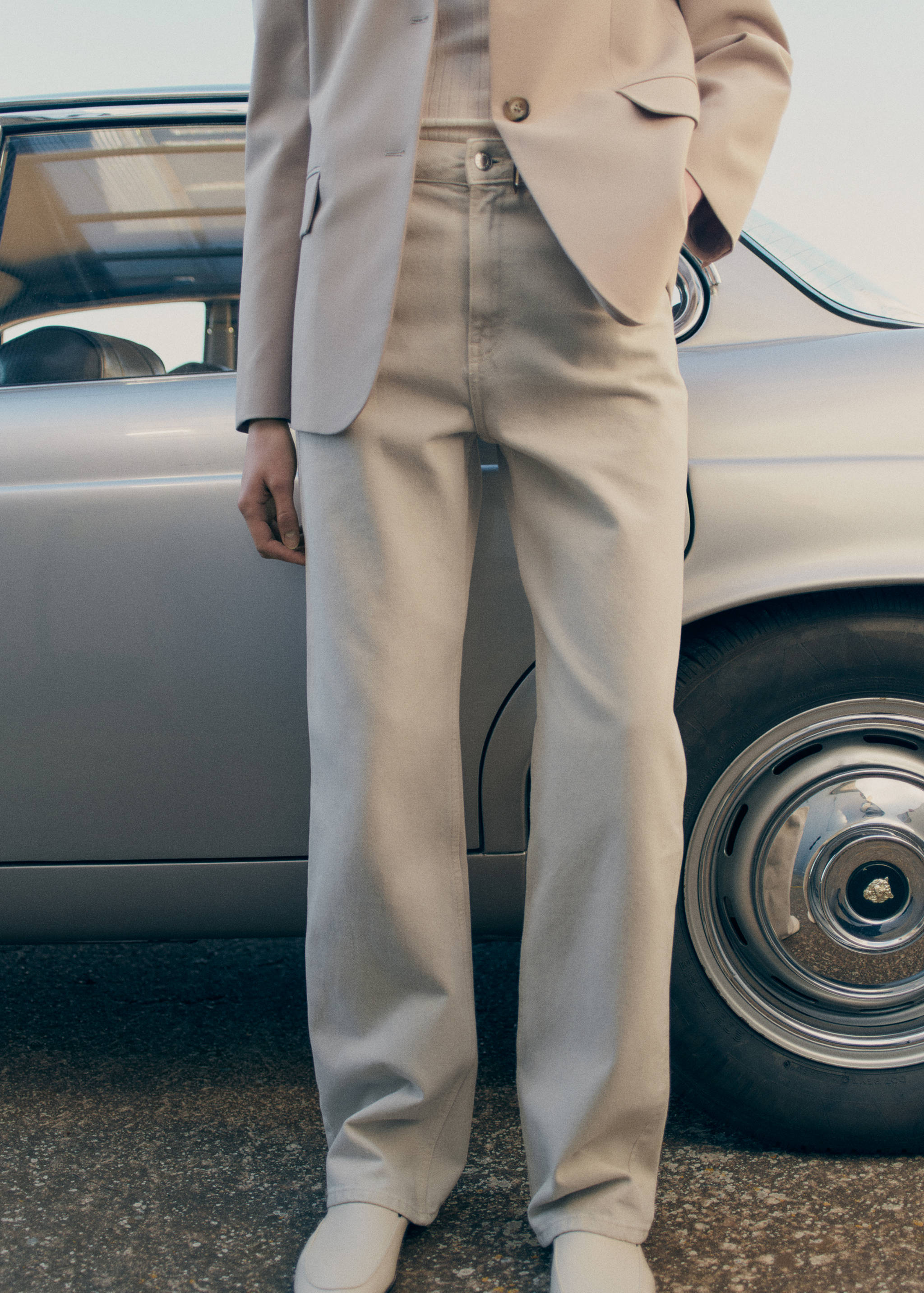 Miami medium-rise straight-fit jeans - Details of the article 6