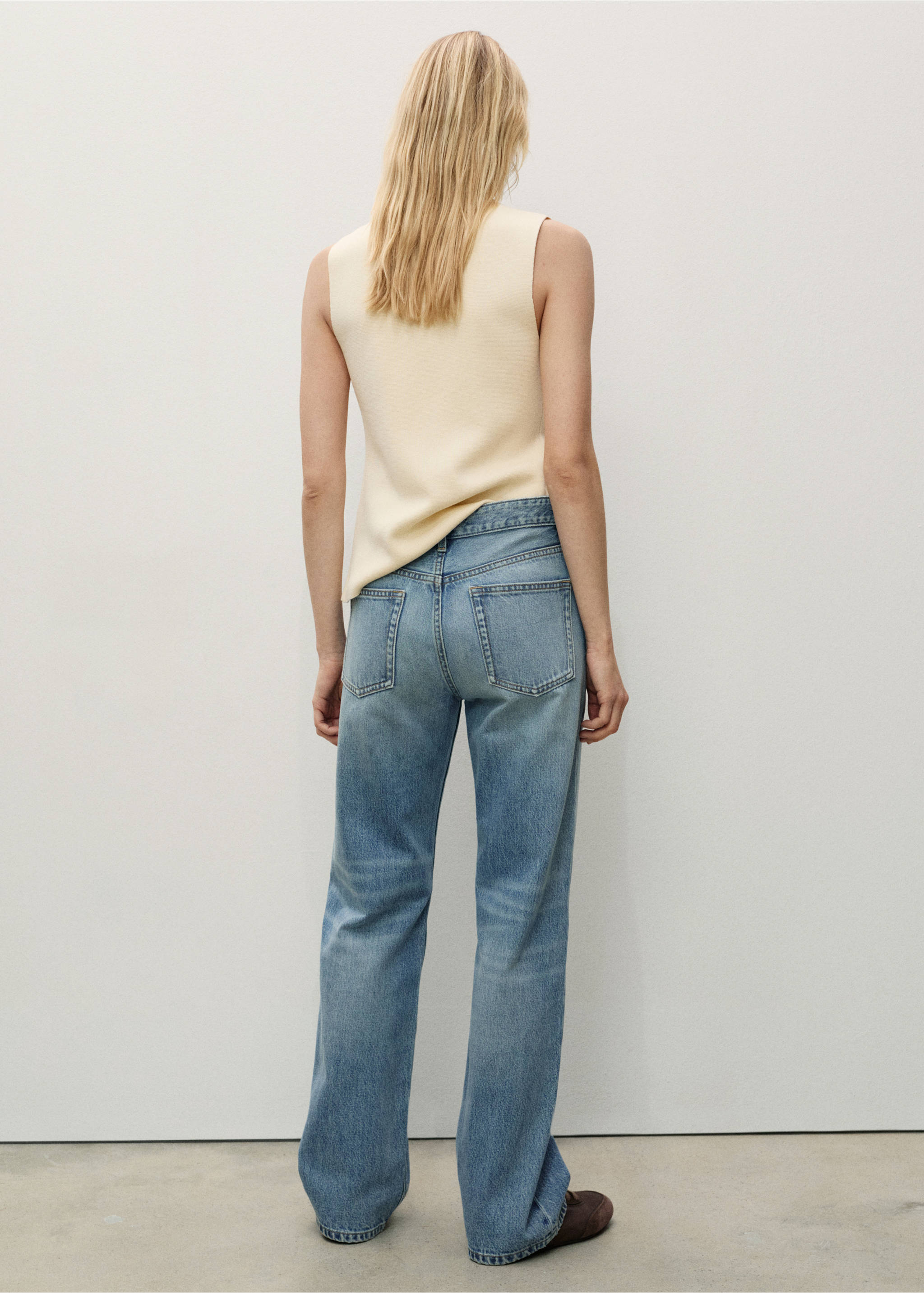 Miami medium-rise straight-fit jeans - Reverse of the article, Medium Blue. Ref: 87033280-00.