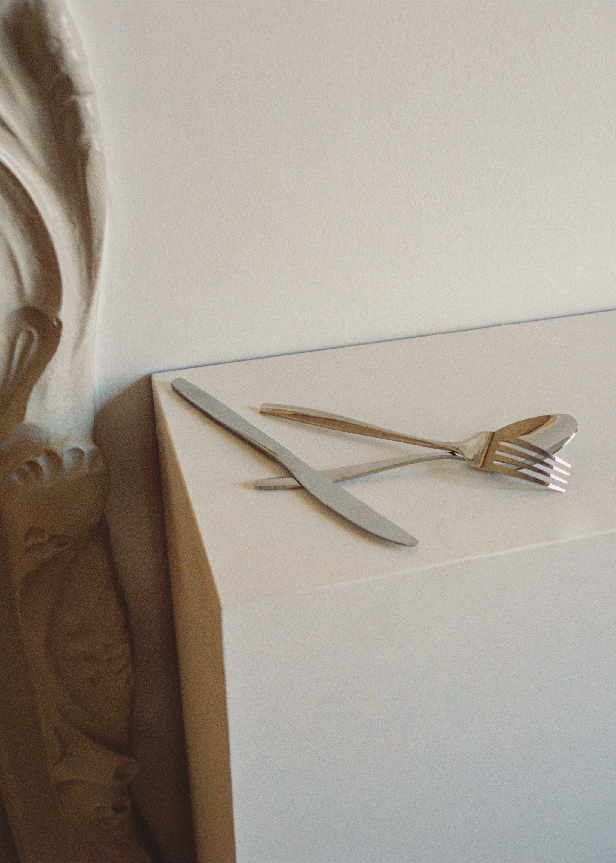 3-piece cutlery set in stainless steel with slim handles - Details of the article 6, Silver. Ref: 87033289-00.