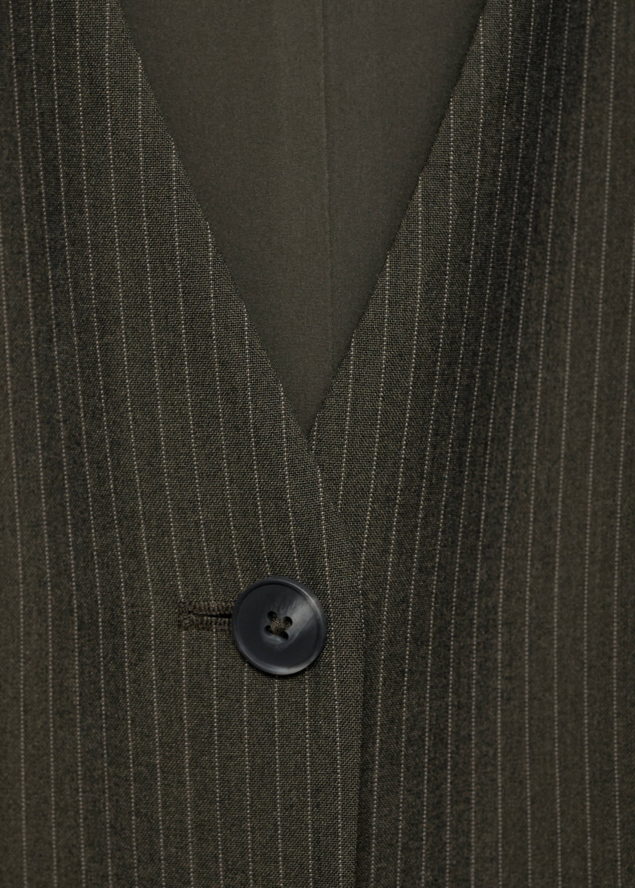 Pinstripe jumpsuit with belt - Details of the article 8