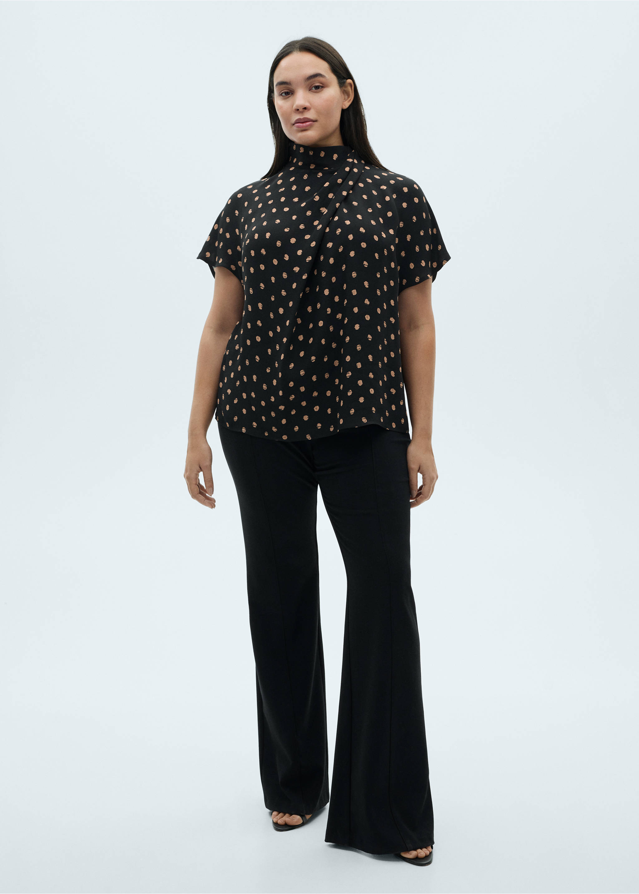 Polka-dot blouse with draped collar - Details of the article 3, Black. Ref: 87034071-00.