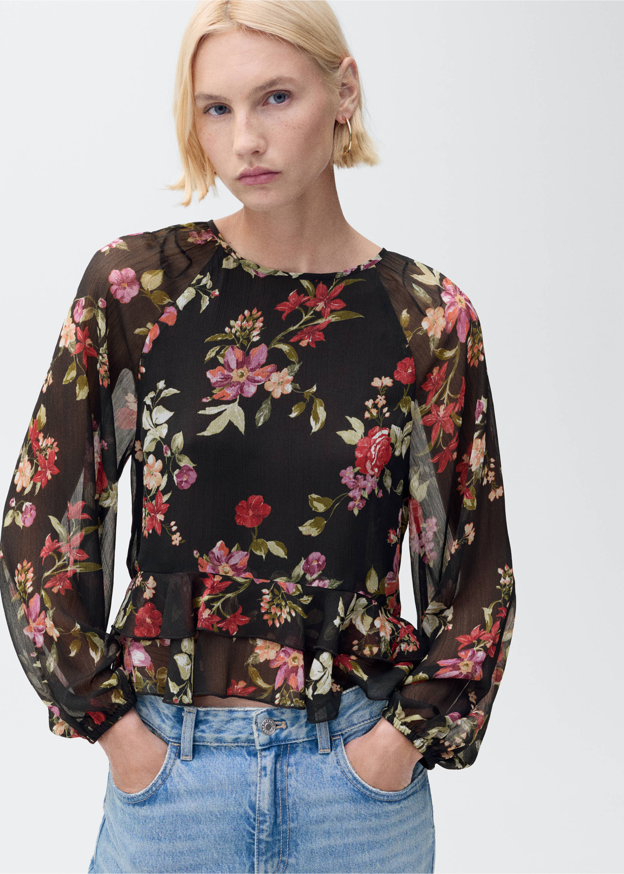 Floral ruffled blouse - Medium plane, Black. Ref: 87034075-00.