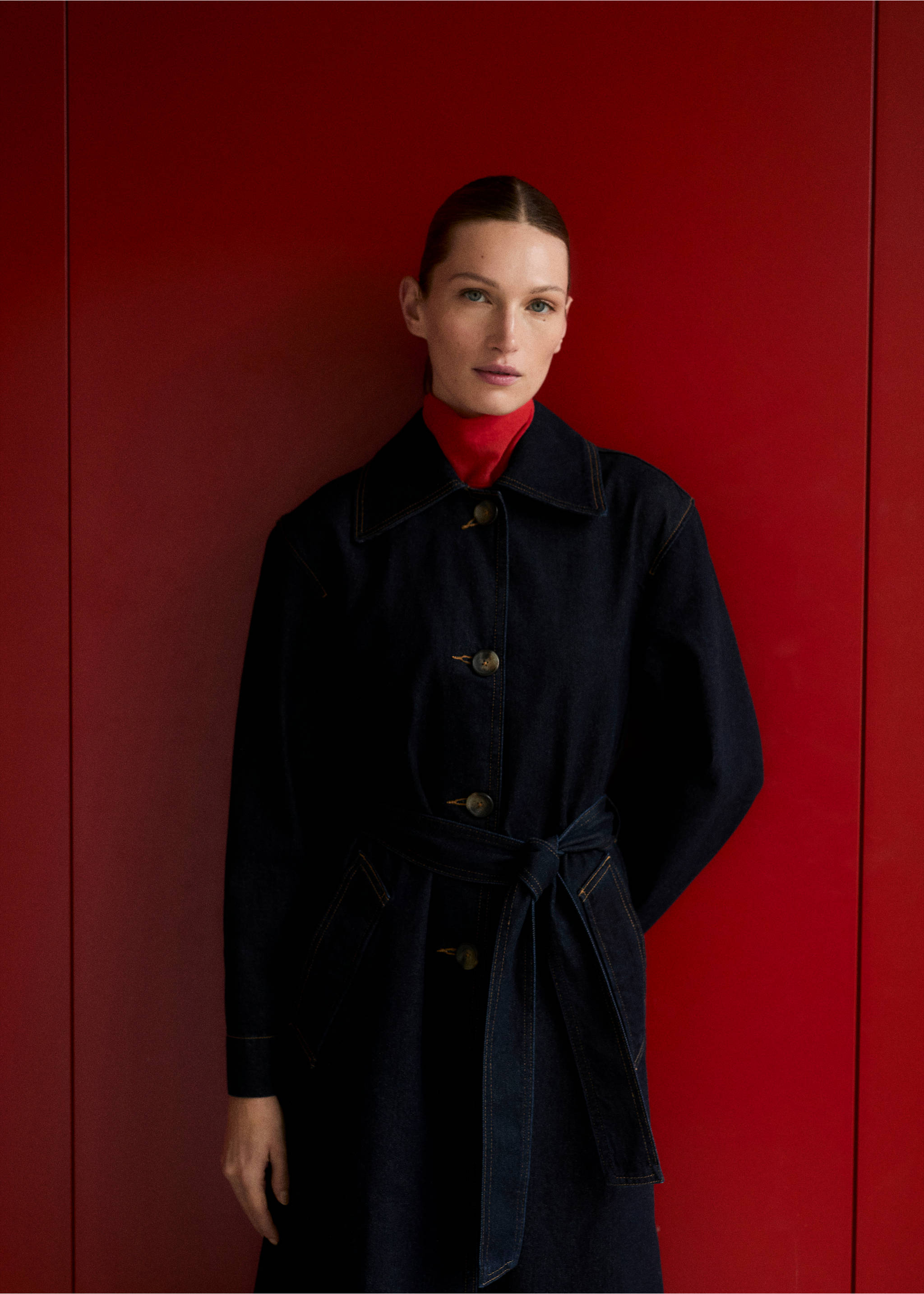 Long rinse-wash denim trench coat - Medium plane, Open Blue. Ref: 87034078-00.