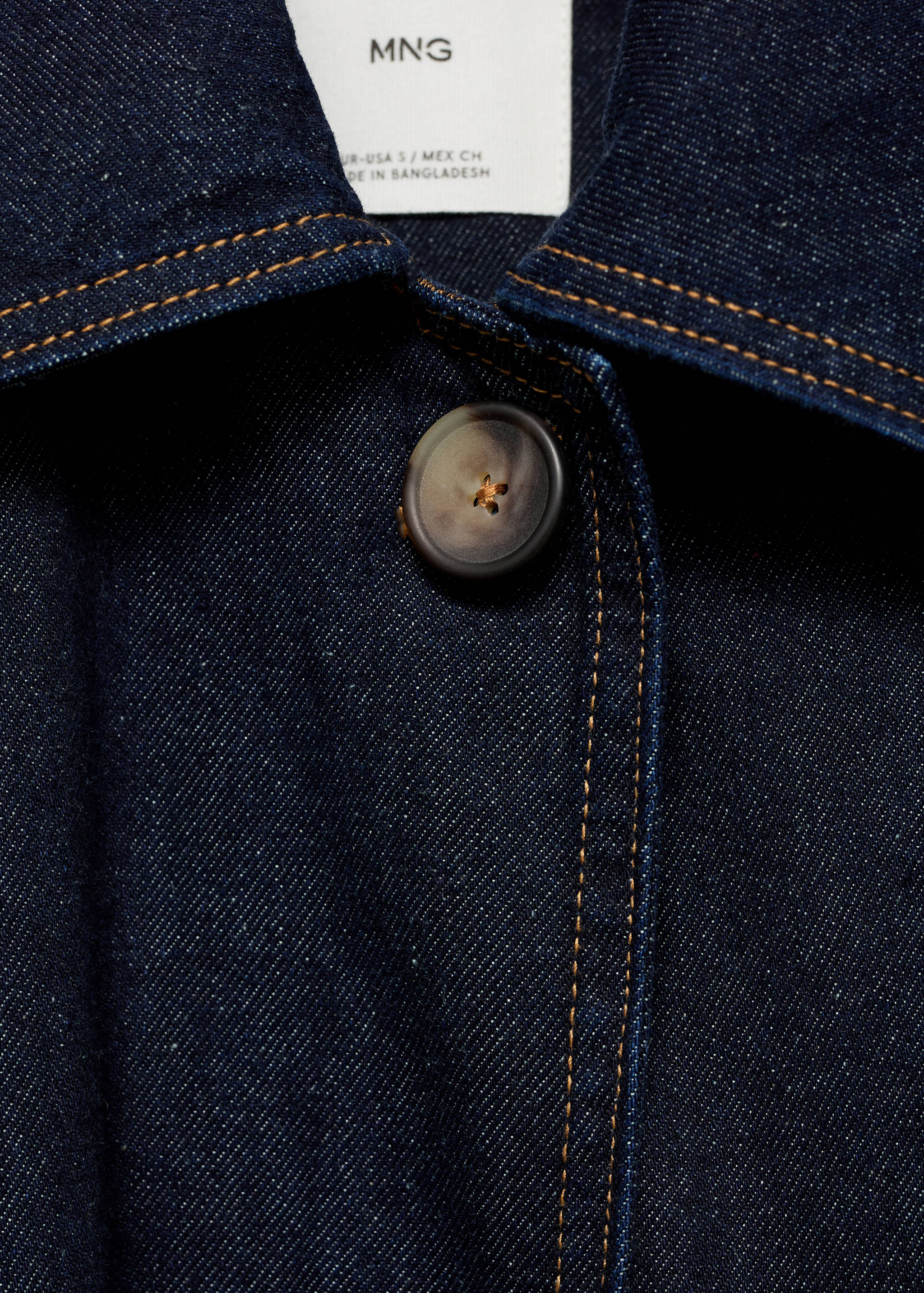 Long rinse-wash denim trench coat - Details of the article 0