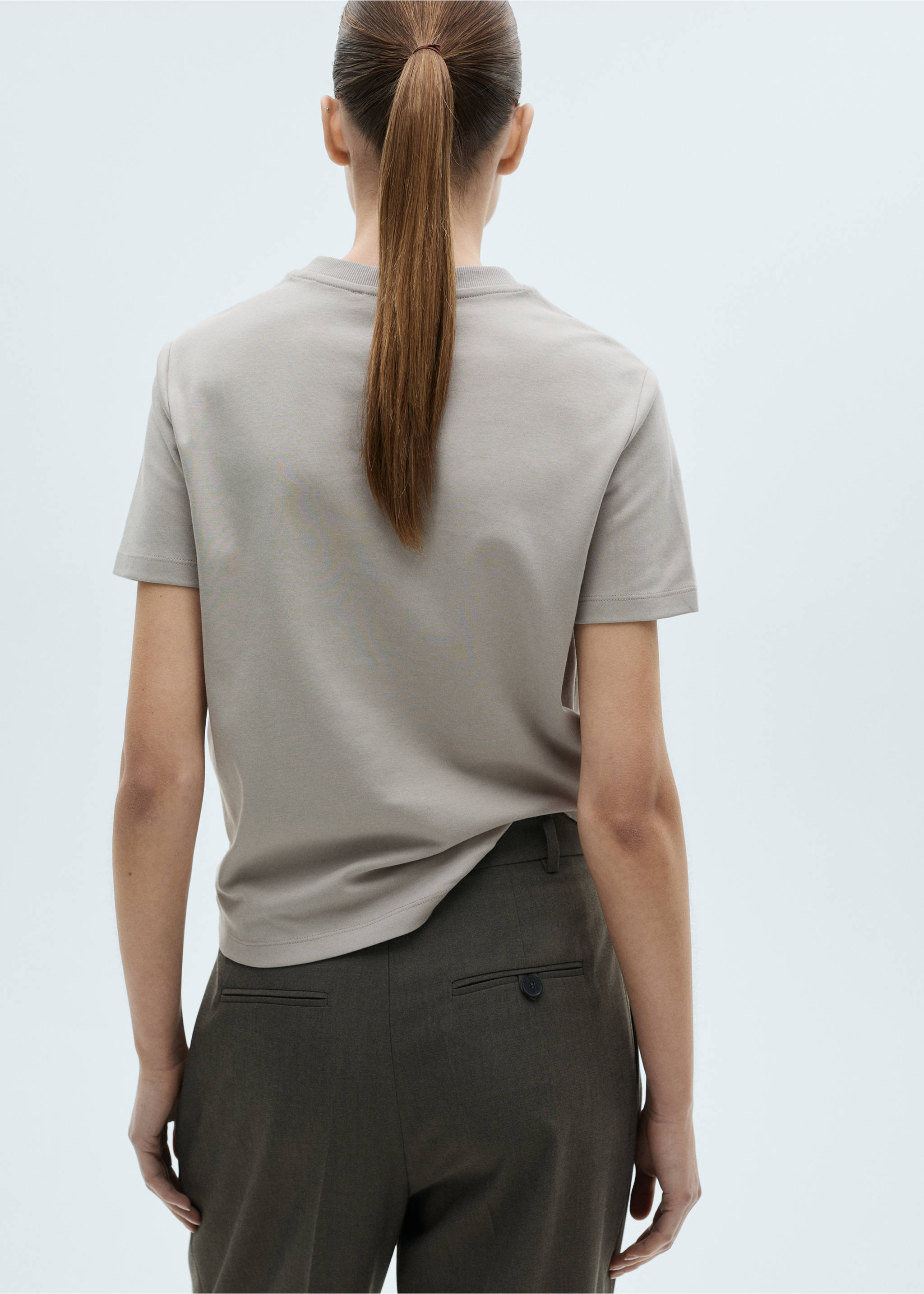 Baumwoll-T-Shirt, V-Ausschnitt - Rückseite des Artikels, Mittelbraun. Ref: 87034079-00.