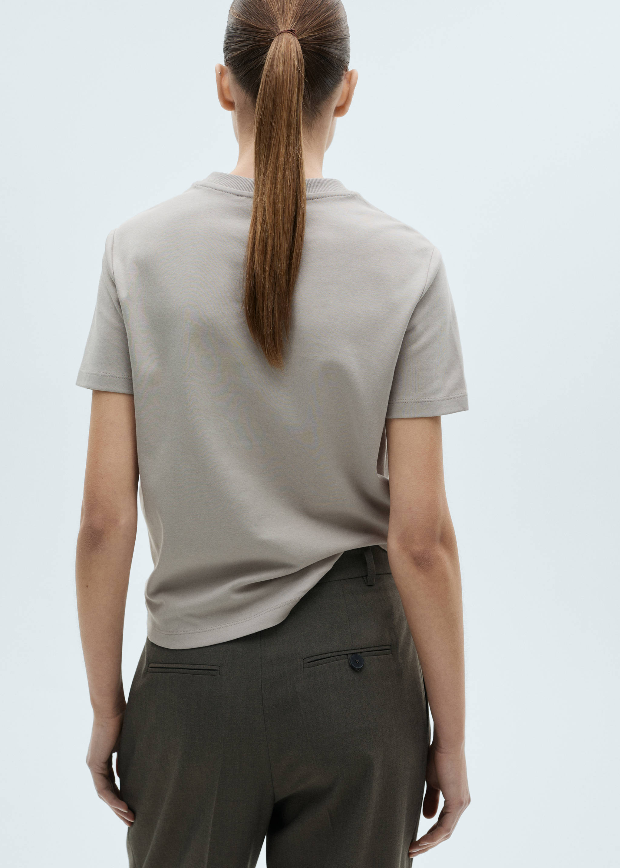 Baumwoll-T-Shirt, V-Ausschnitt - Rückseite des Artikels