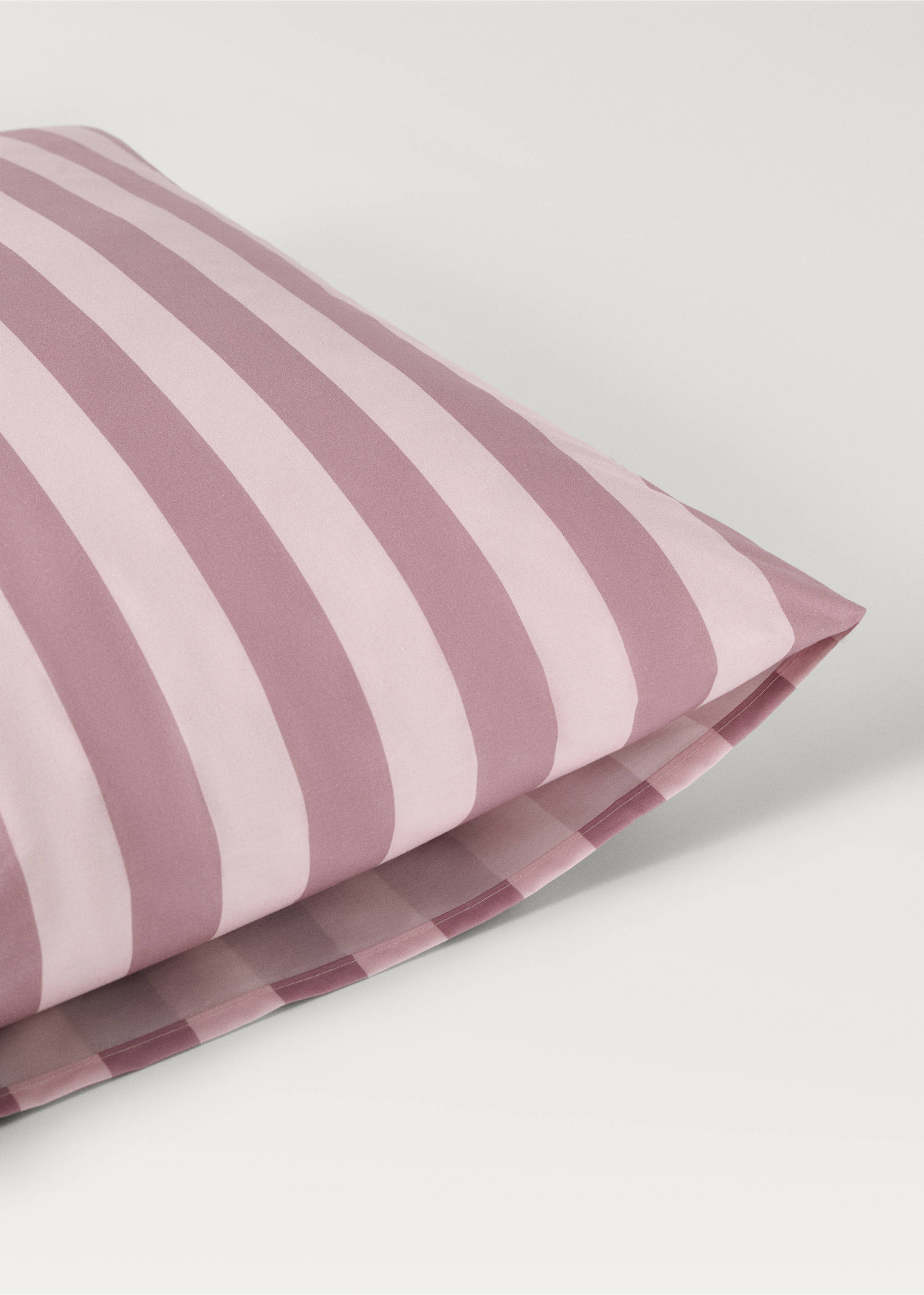 Kinderkissenbezug Baumwollperkal breite Streifen 60x60 cm - Detail des Artikels 1, Rosa. Ref: 87034088-00.