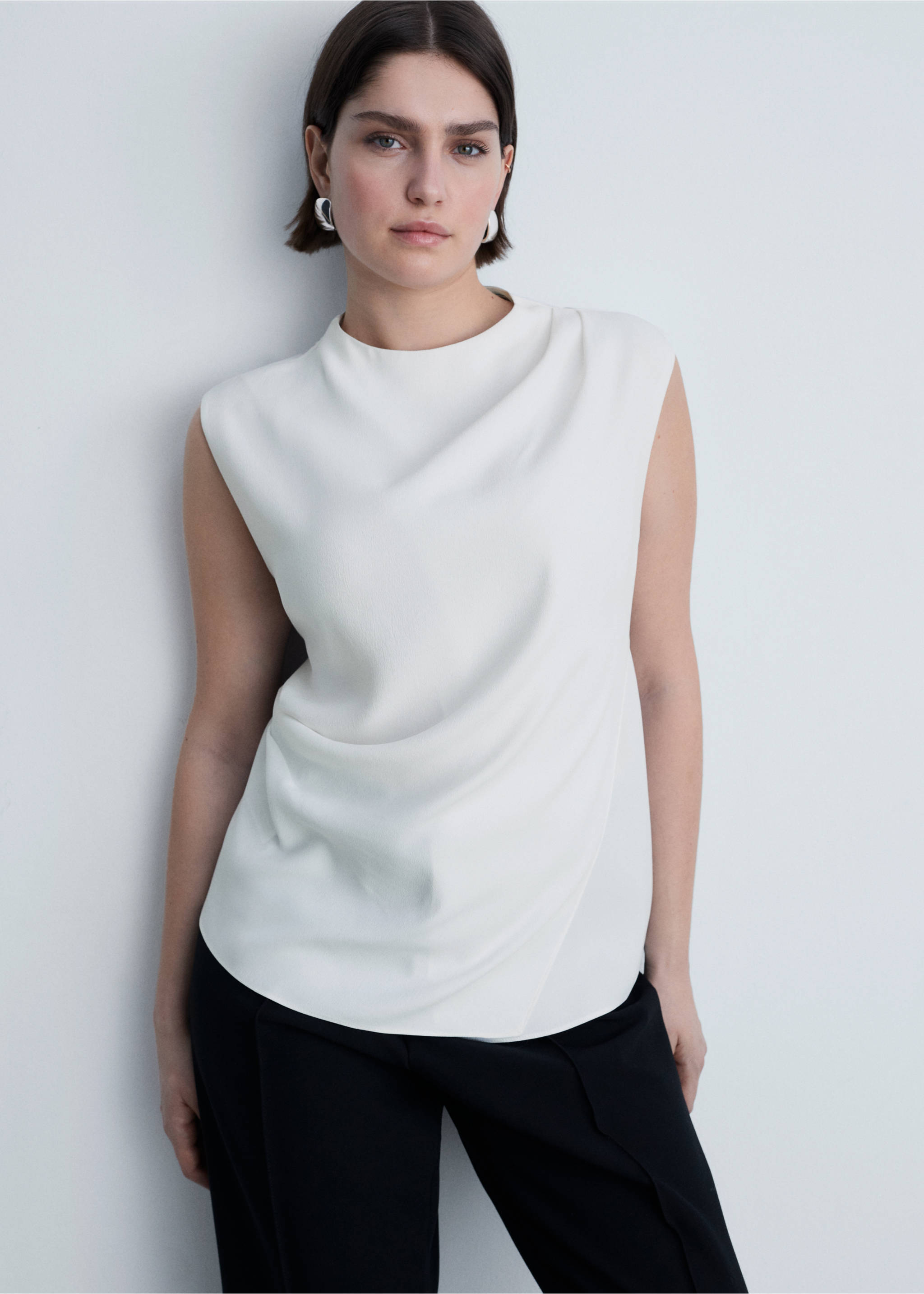 Sleeveless draped blouse - Details of the article 5, Off White. Ref: 87034092-00.