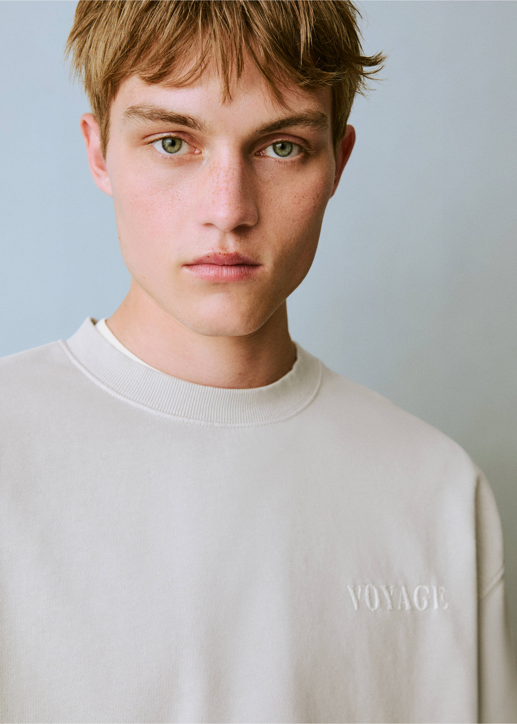 Sudadera algodón mensaje - Detalle del artículo 1, Gris. Ref: 87034094-00.