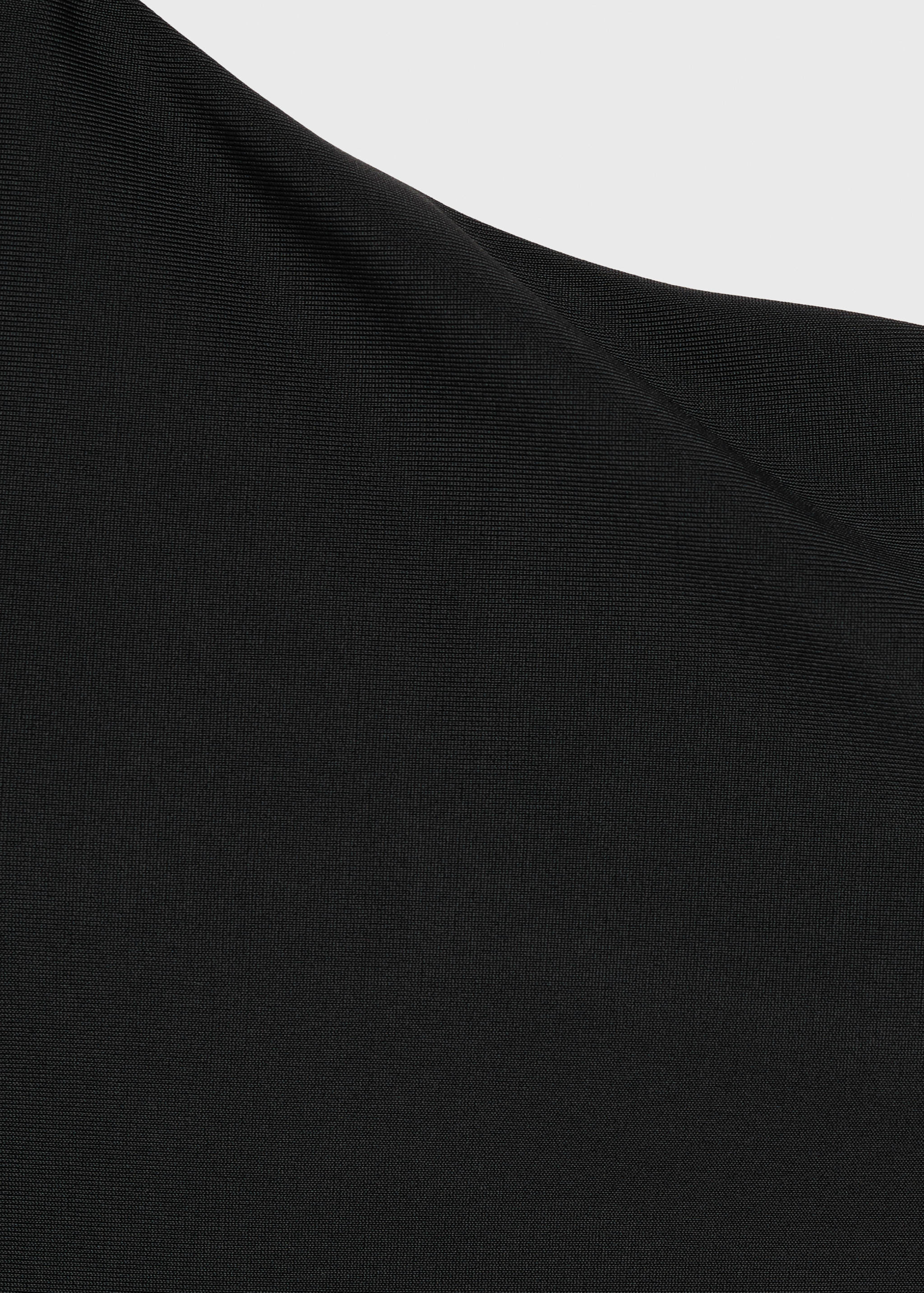 null - Details of the article 0