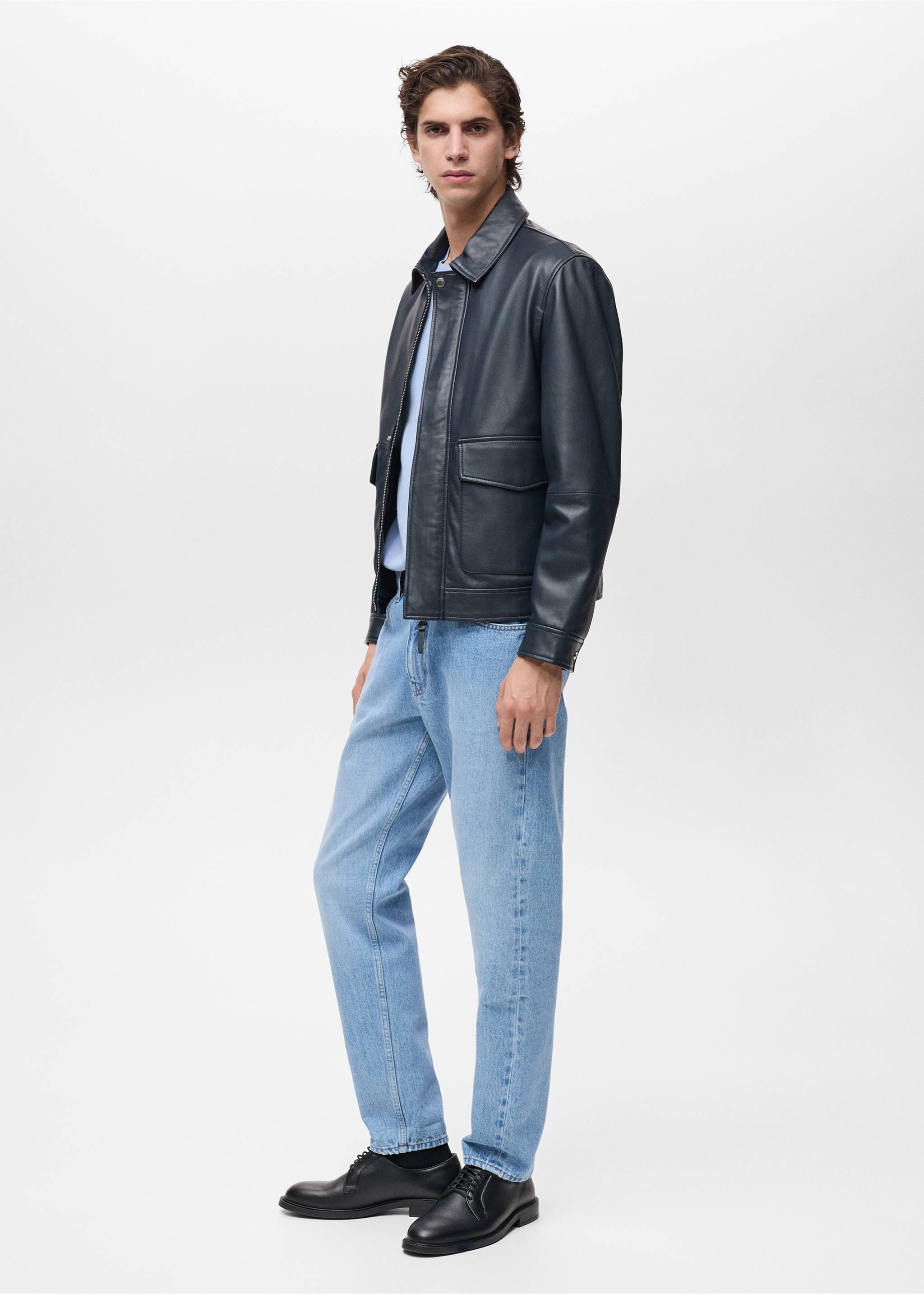 Tapered-fit selvedge jeans - Details of the article 2, Medium Blue. Ref: 87034395-00.