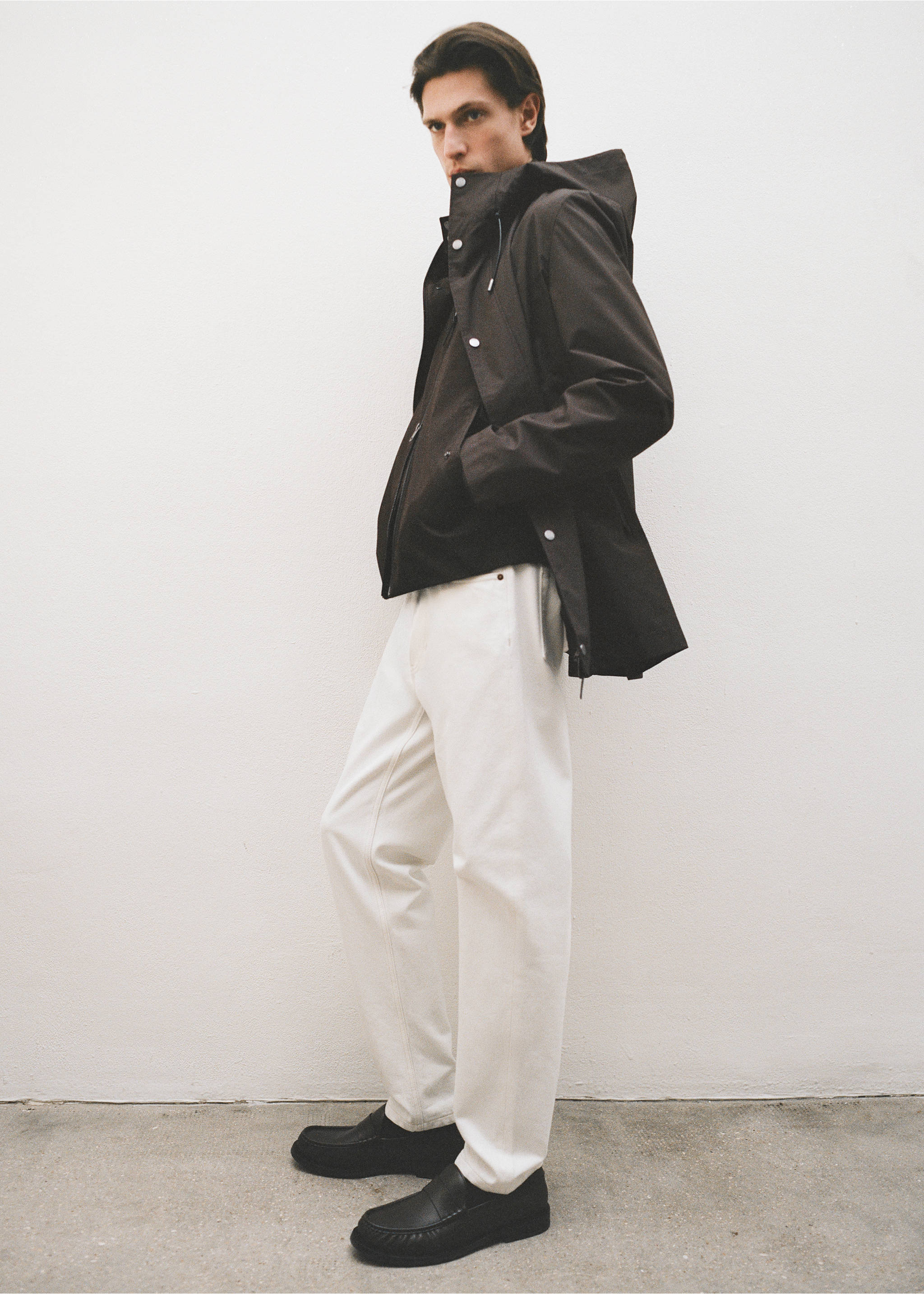 Jean selvedge tapered -fit - Détail de l'article 5, Blanc cassé. Ref: 87034396-00.