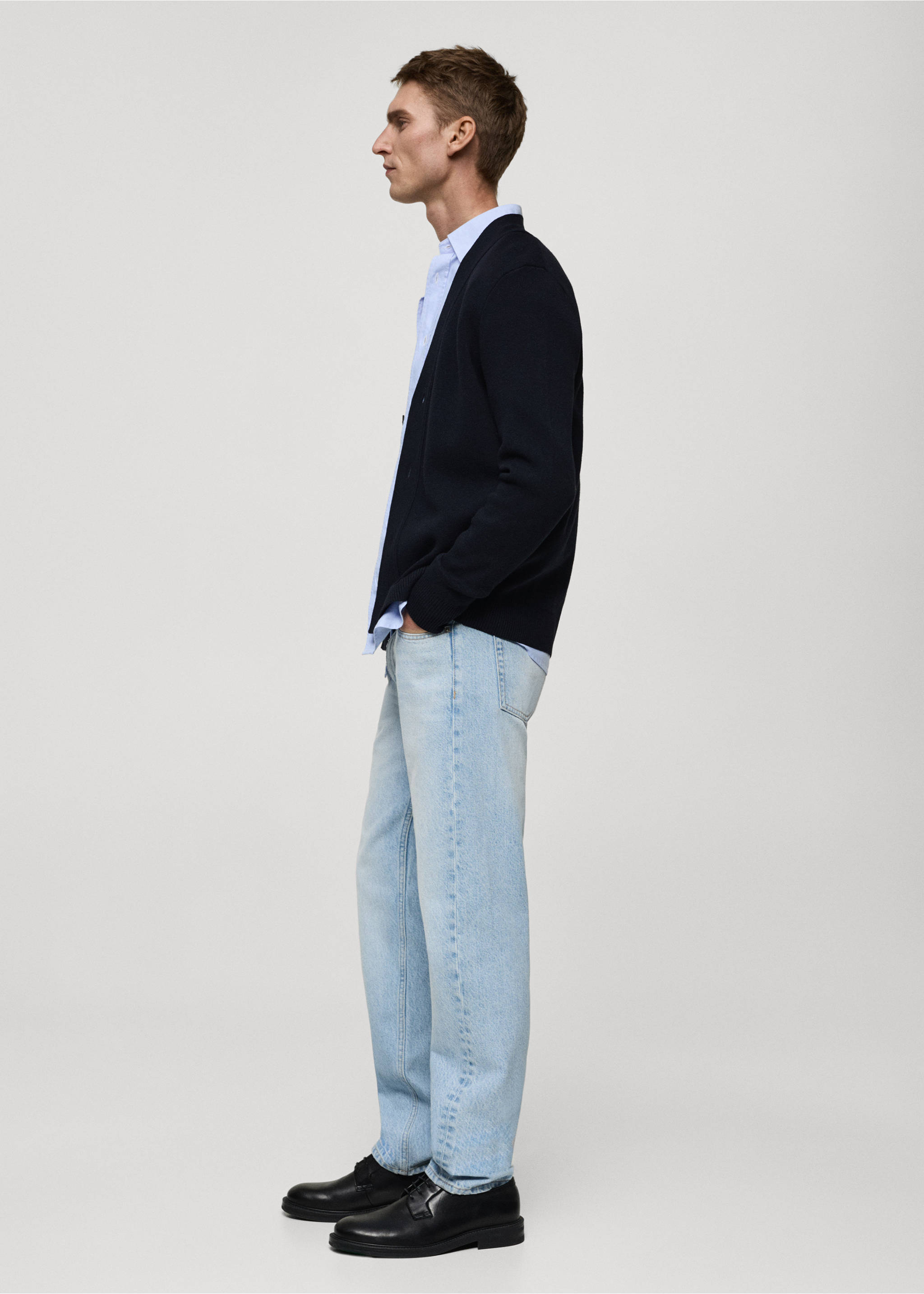 Bob regular-fit jeans - Details of the article 2, Light Blue. Ref: 87034398-00.
