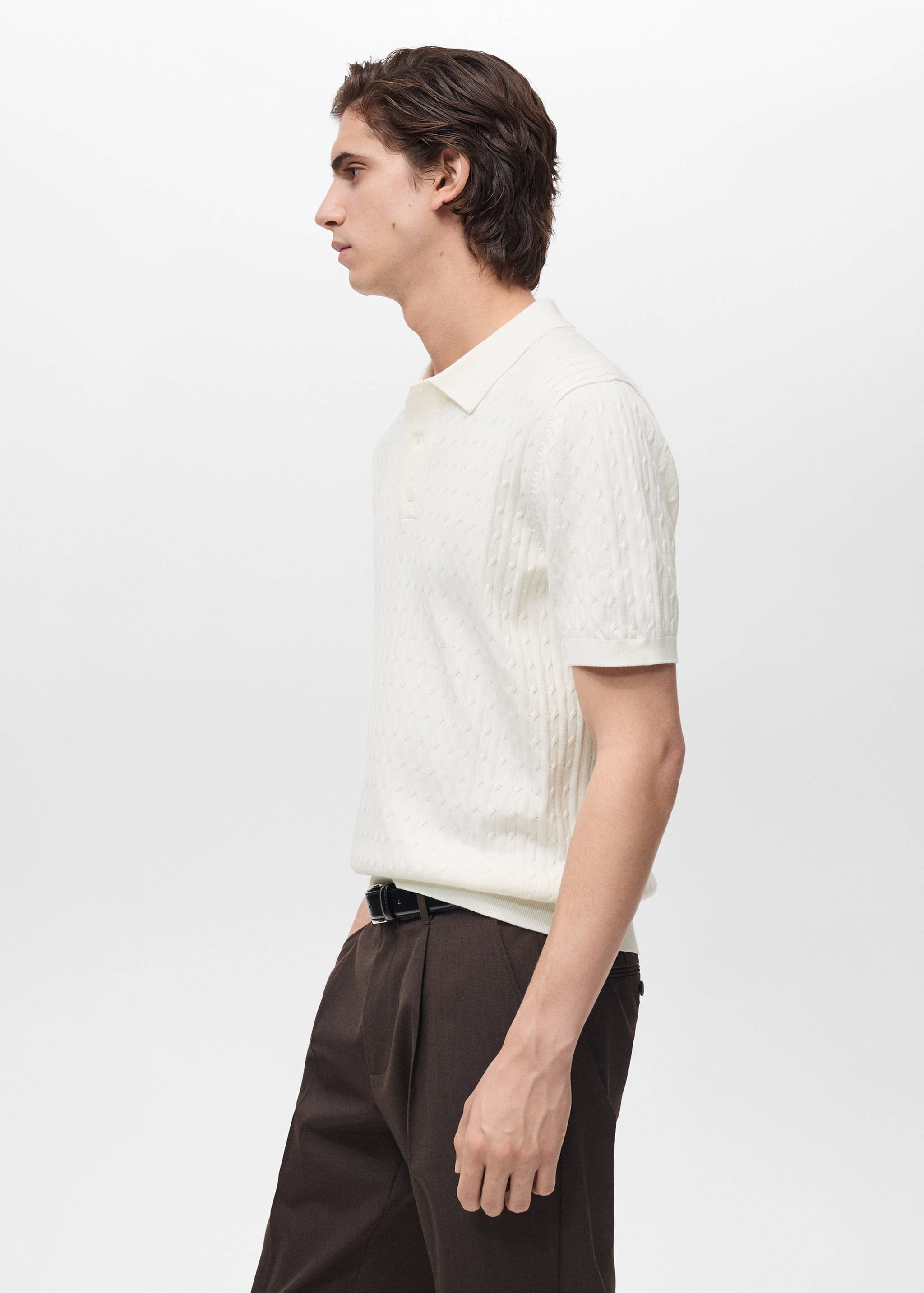 Poloshirt aus 100 % Baumwolle mit großem Perlmuster - Detail des Artikels 2, Cremeweiß. Ref: 87034411-00.