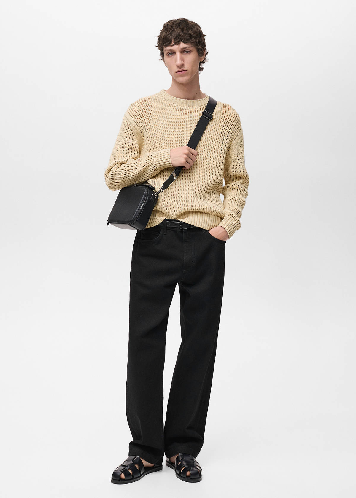 Loose-fit jeans