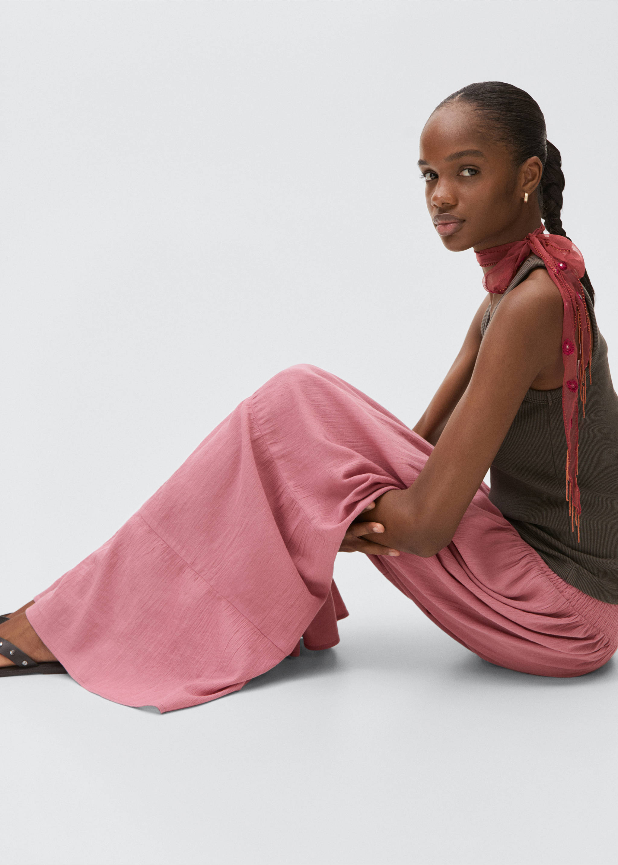 Ribbed top - Details of the article 2, Charcoal. Ref: 87034790-00.