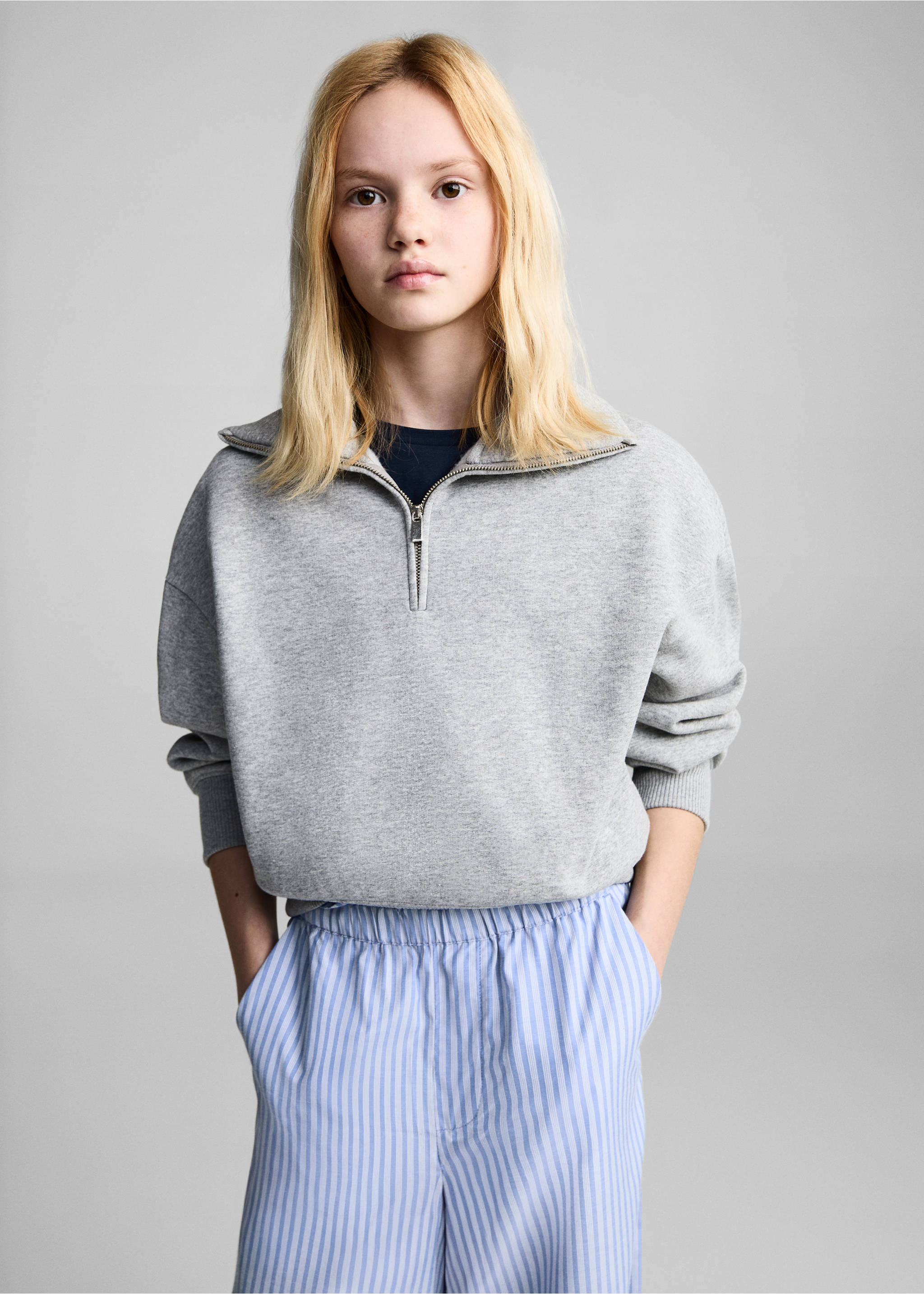 Gestreifte Baumwollhose - Mittlere Ansicht, Blau. Ref: 87034796-00.