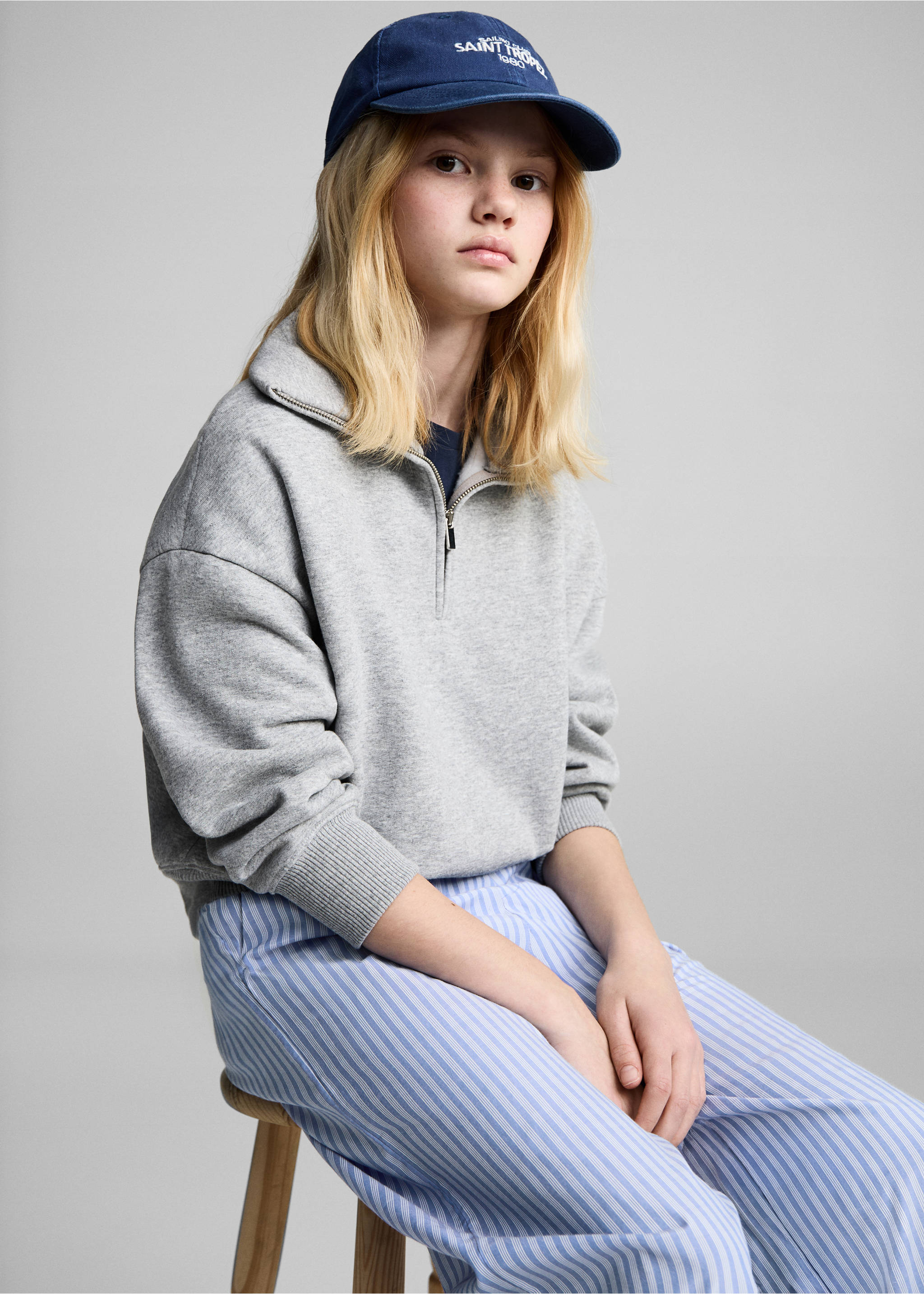 Gestreifte Baumwollhose - Detail des Artikels 2, Blau. Ref: 87034796-00.