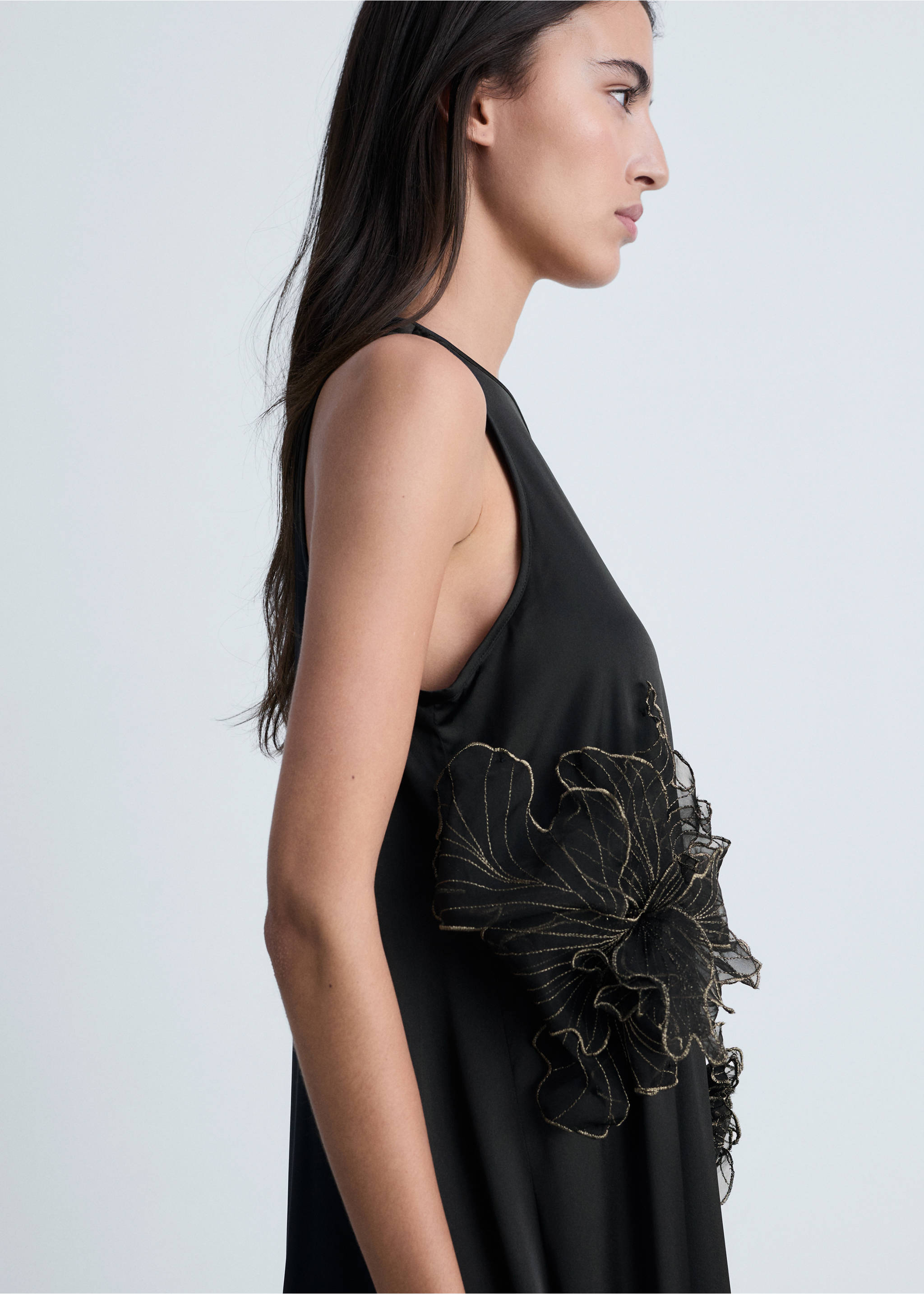 Robe satinée maxi-fleur - Détail de l'article 2, Noir. Ref: 87034798-00.