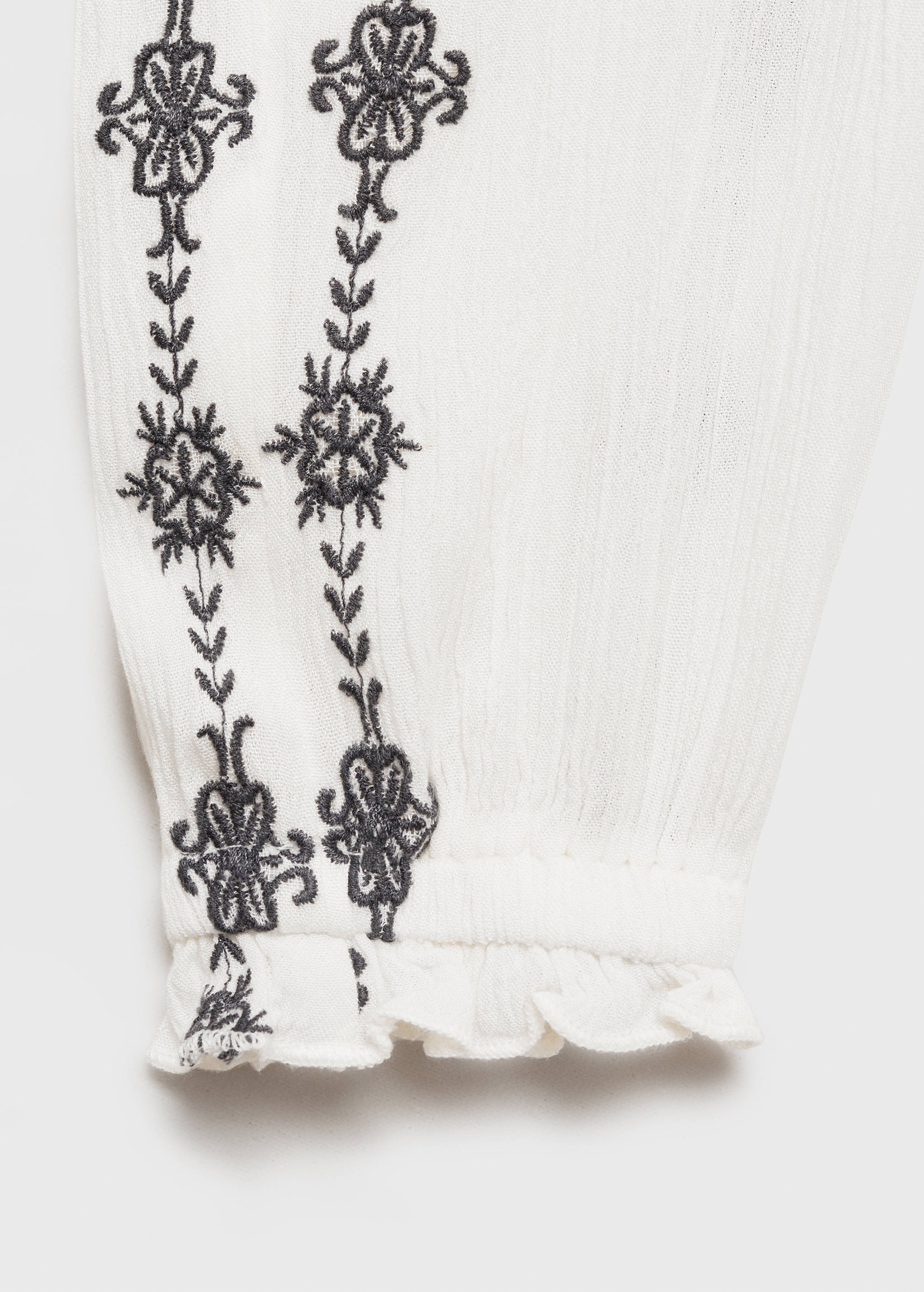 Embroidered blouse - Details of the article 0