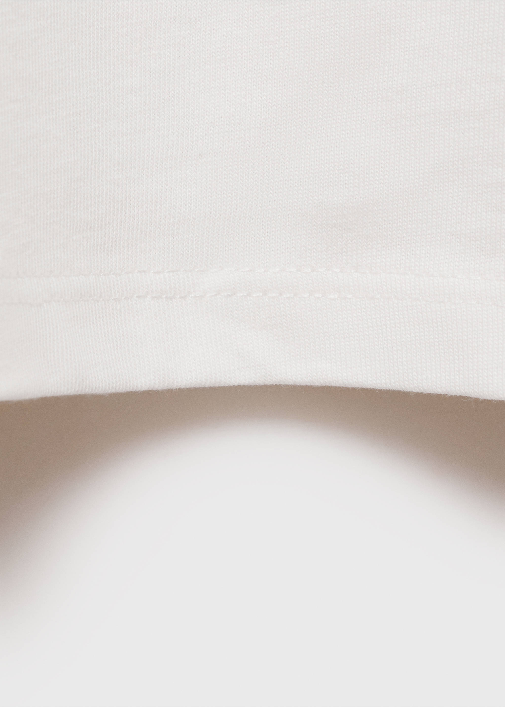 T-Shirt mit Herzaufdruck - Detail des Artikels 0, Cremeweiß. Ref: 87035731-00.