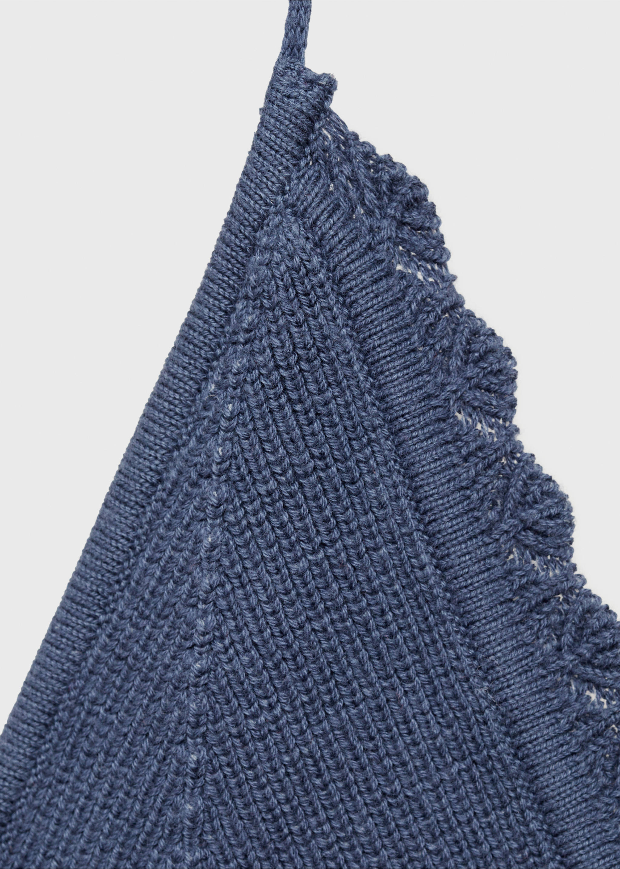 Top en maille col V - Détail de l'article 8, Bleu marine foncé. Ref: 87035735-00.