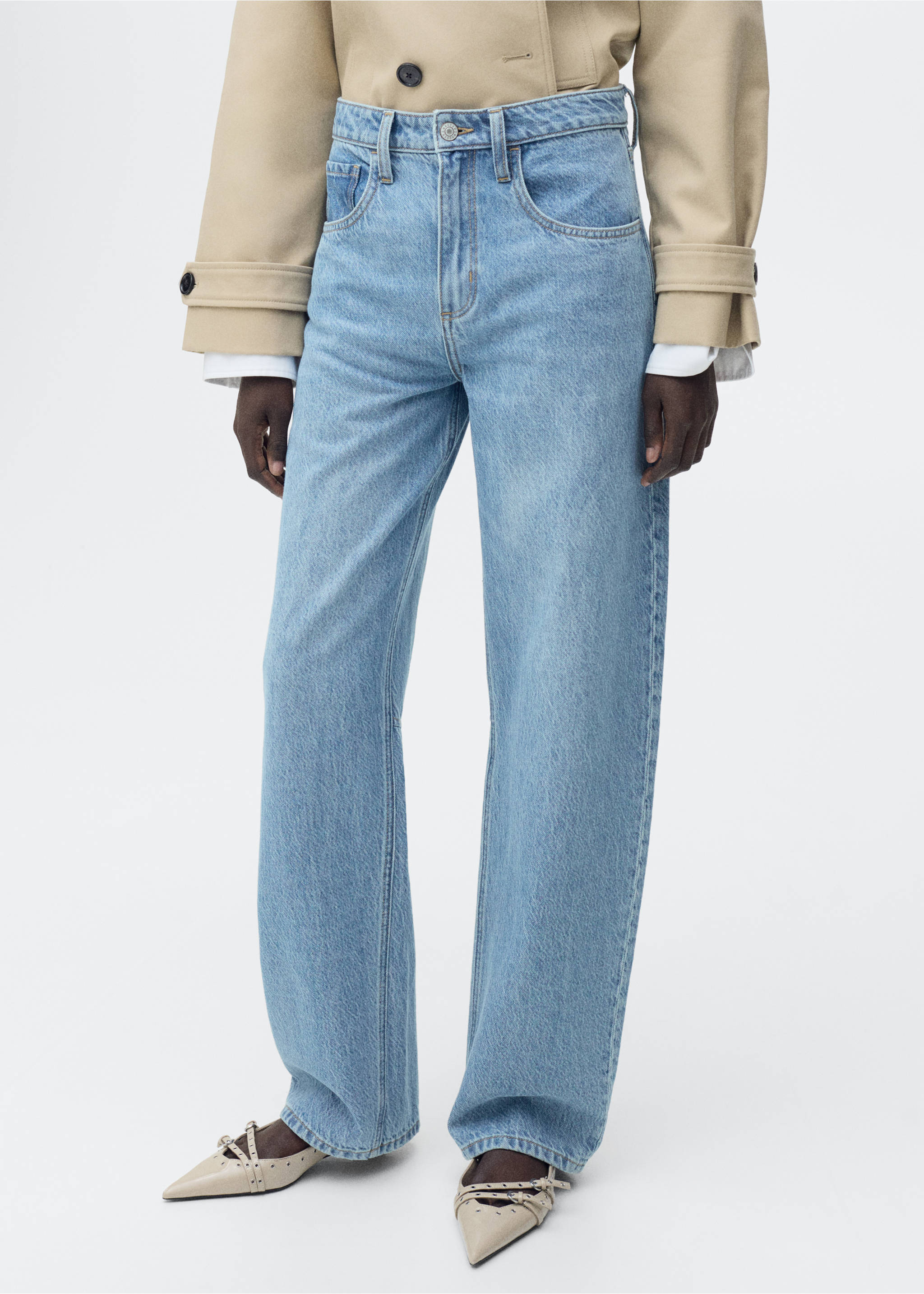 Jeans med ballongpassform och höd midja - Bild av mittparti, Mellanblå. Ref: 87035741-00.