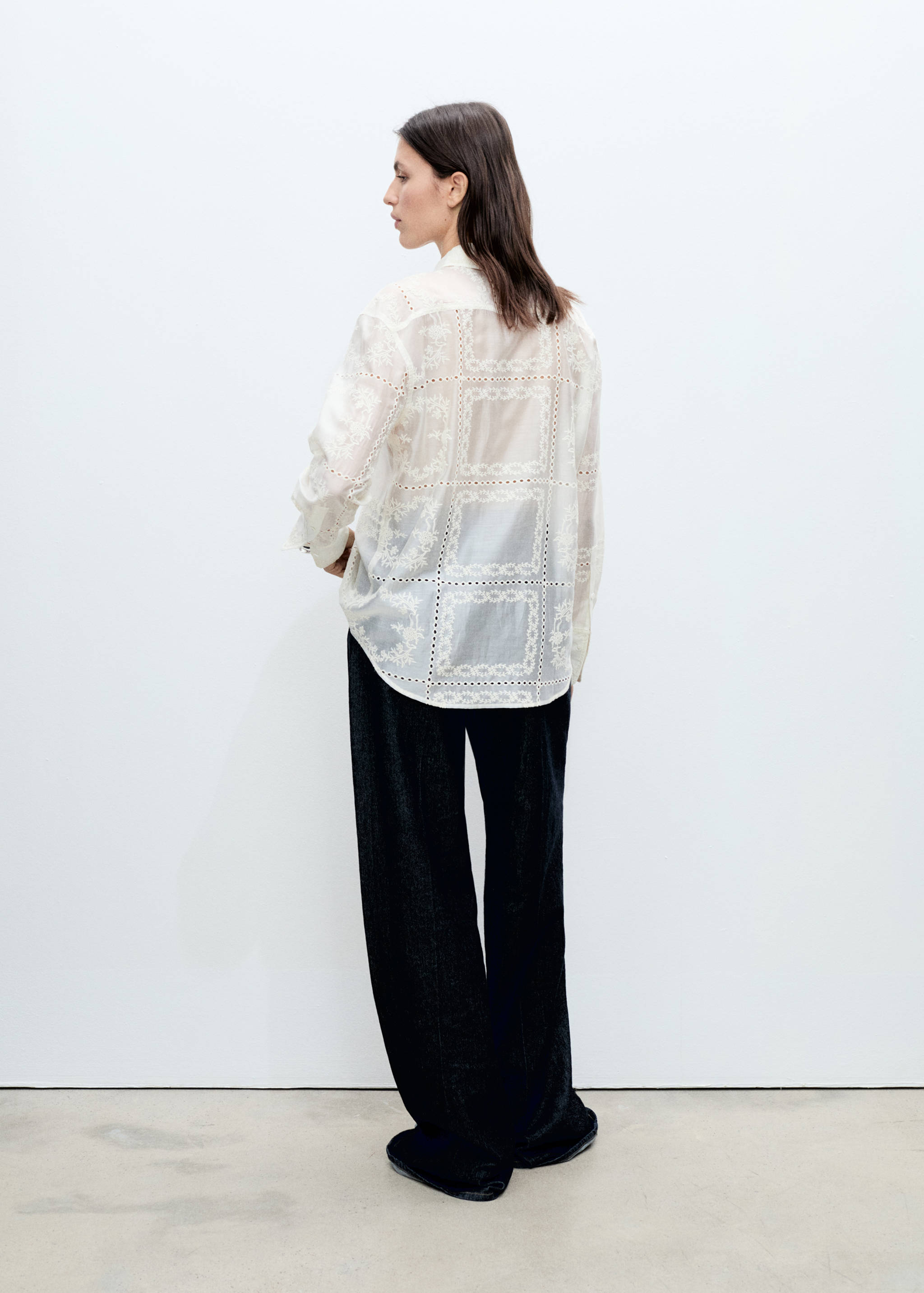 Floral-embroidered lyocell shirt - Reverse of the article