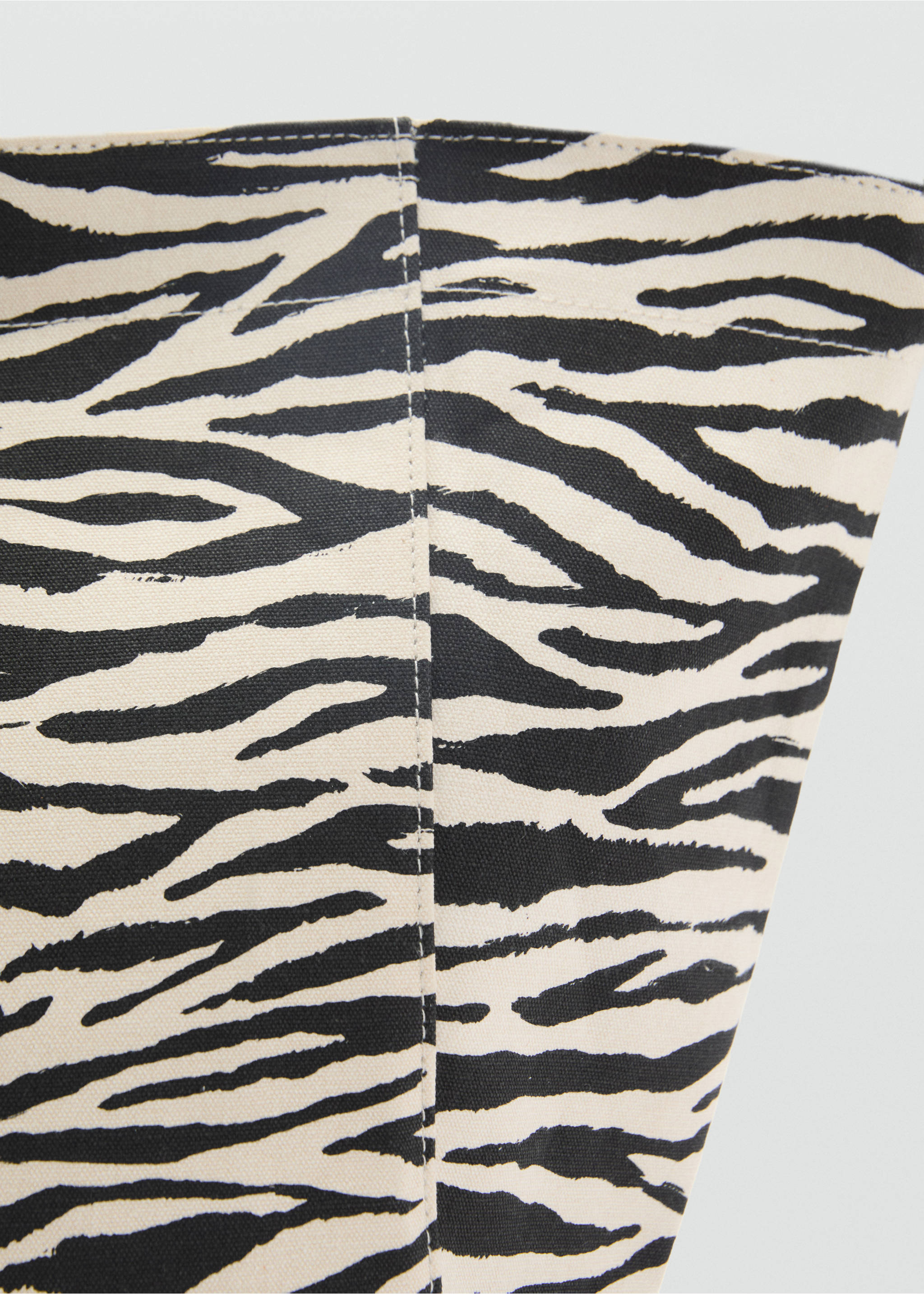 Zebra-print cotton shopper bag - Details of the article 1, Black. Ref: 87035754-00.