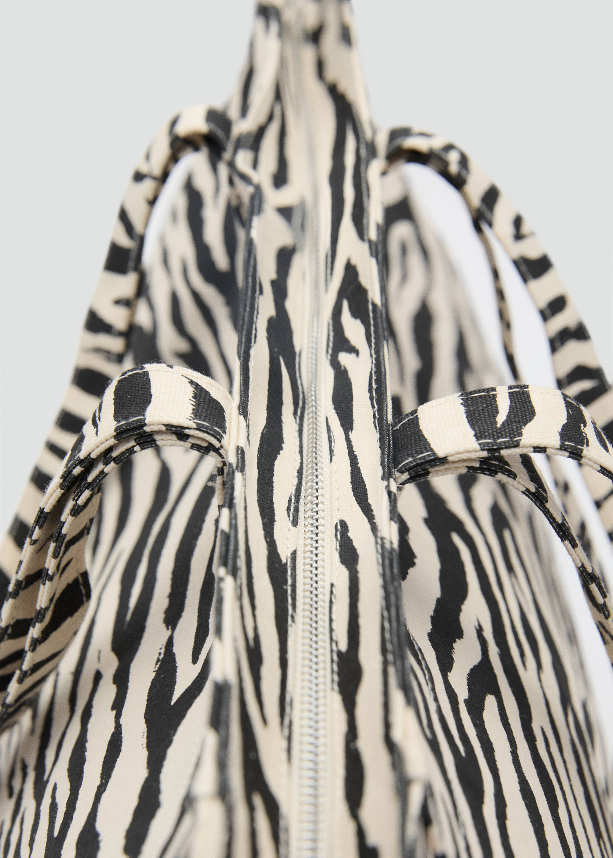 Zebra-print cotton shopper bag - Details of the article 2