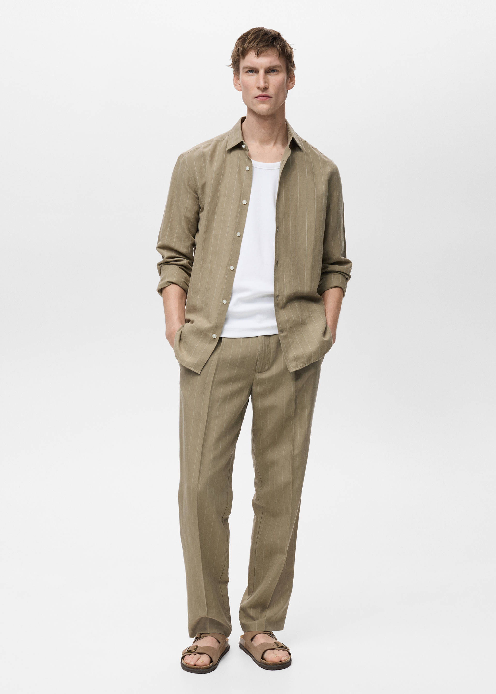 Pinstripe linen trousers - General plane