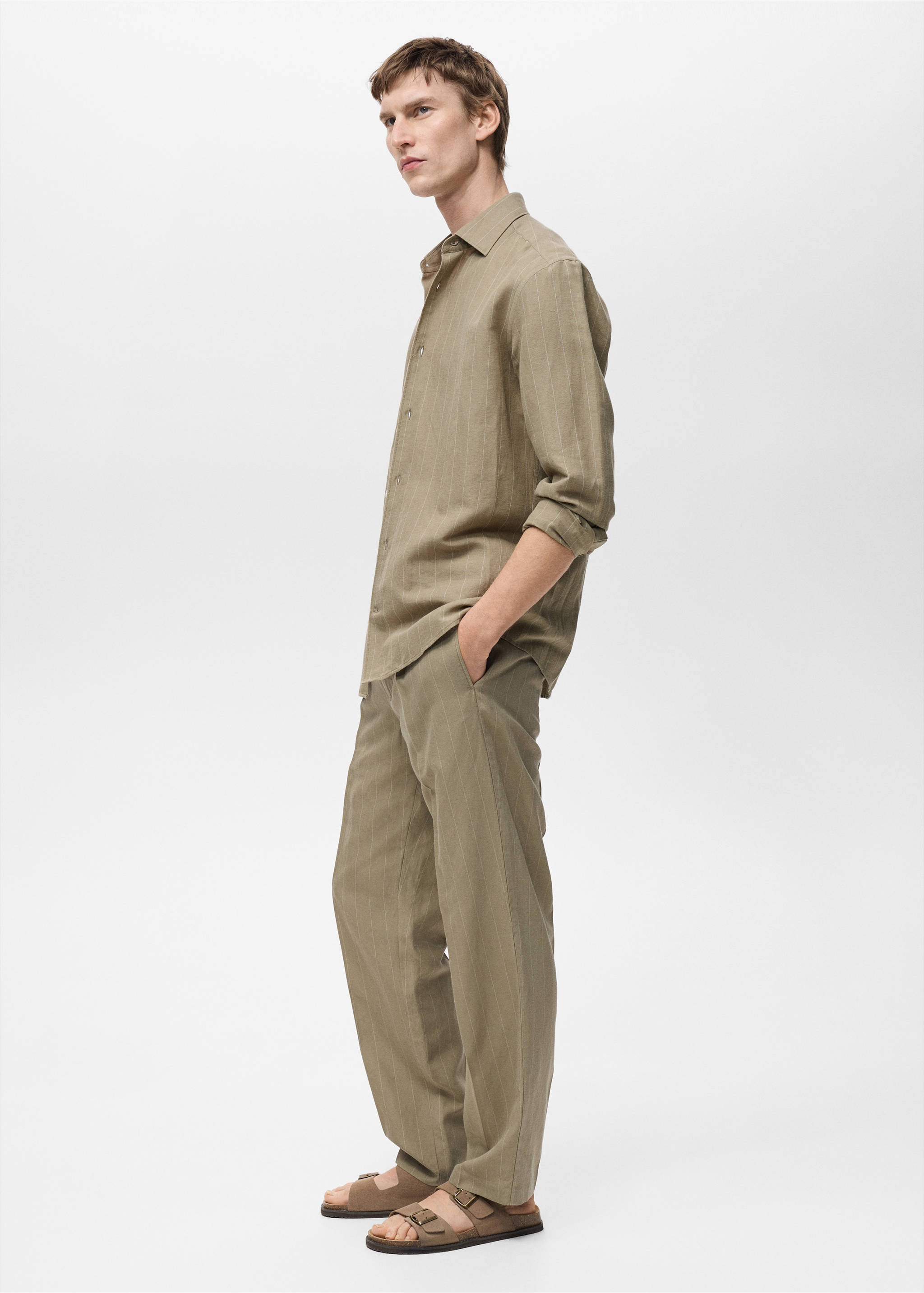 Pinstripe linen trousers - Details of the article 2, Khaki. Ref: 87035918-00.