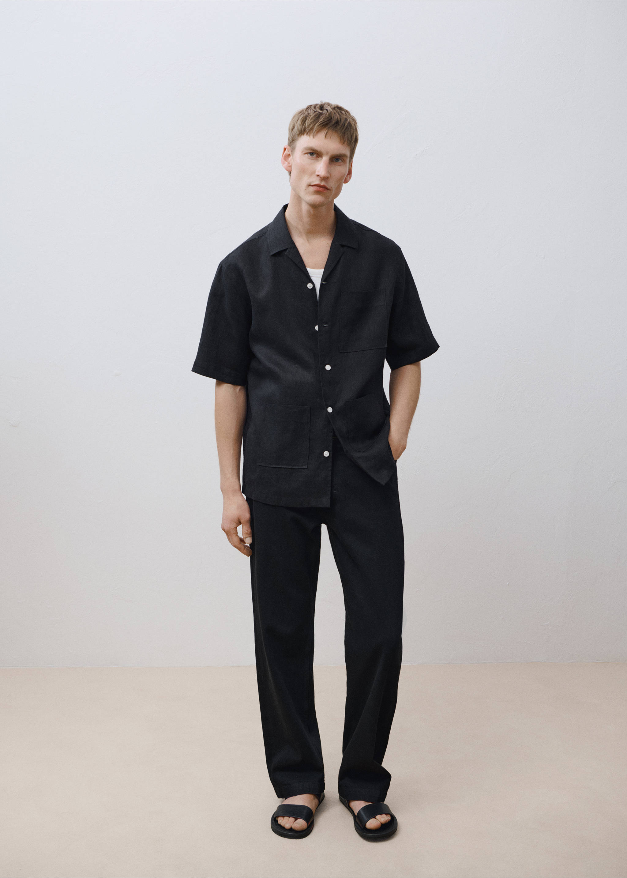 100% linen regular-fit trousers - Details of the article 9, Black. Ref: 87035921-00.