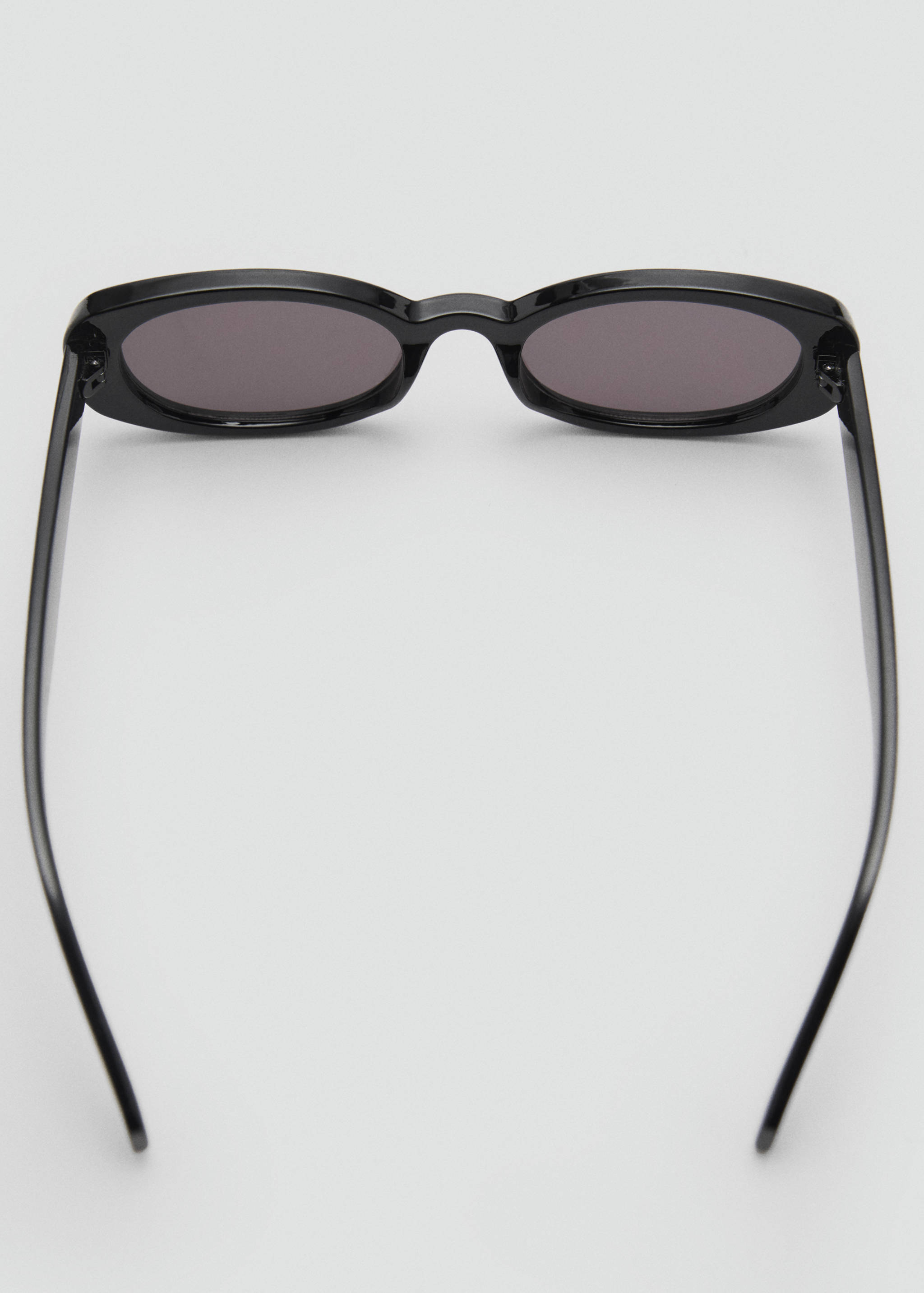 Oval-frame sunglasses - Details of the article 1