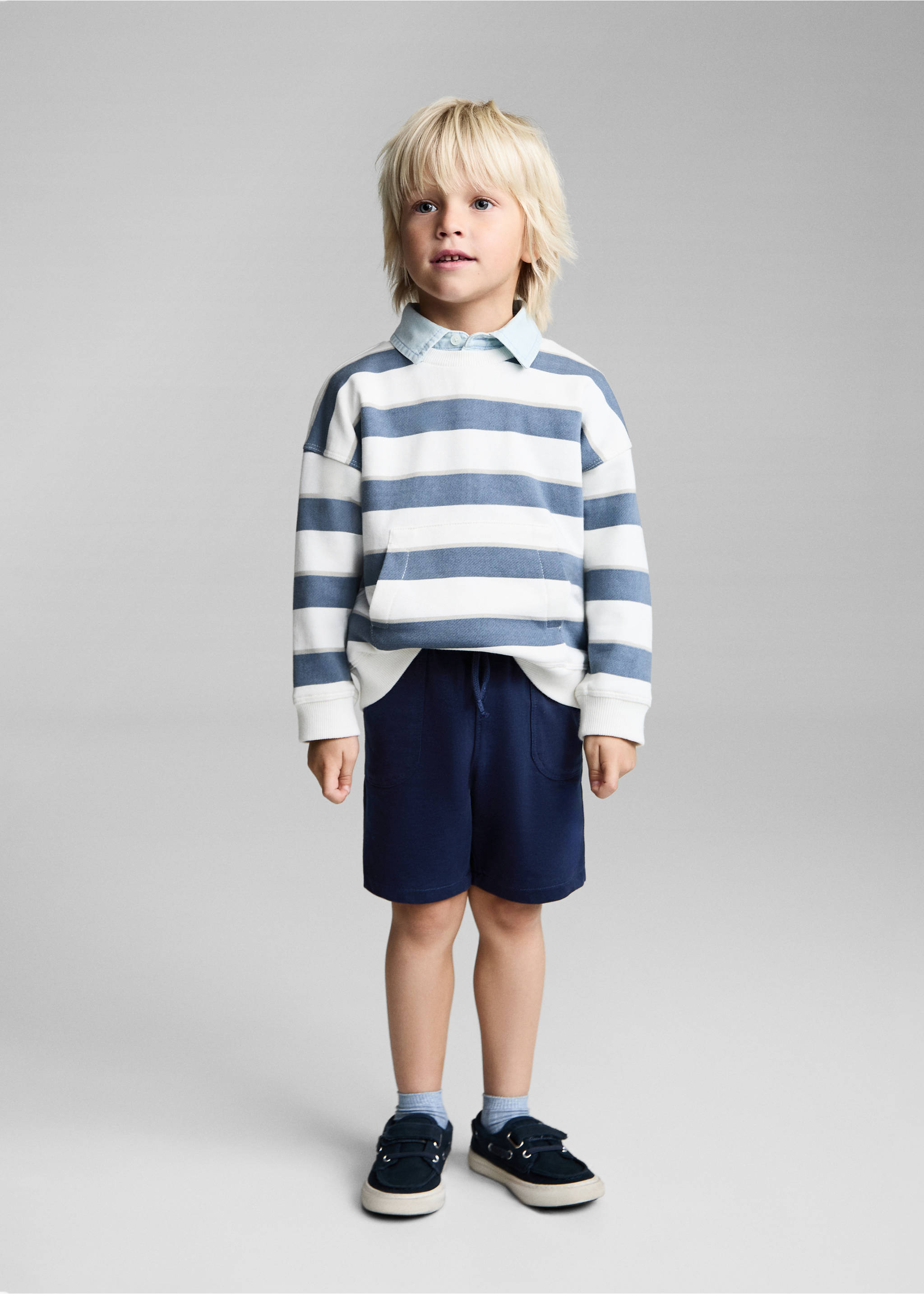 Baumwoll-Bermudashorts mit Kordelzug - Allgemeine Ansicht, Dunkles Marineblau. Ref: 87035964-00.